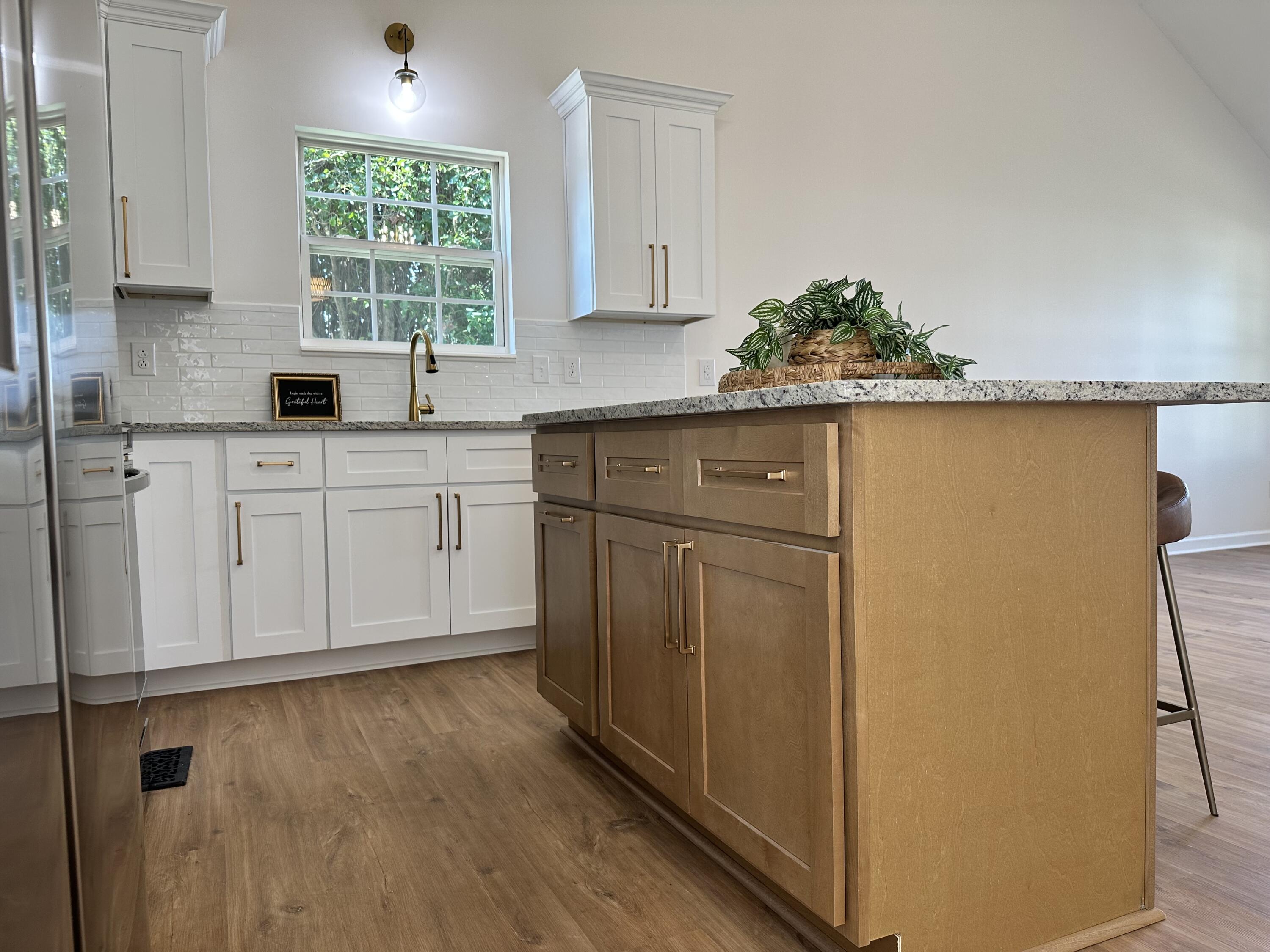 350 Eagle Drive Property Photo 8