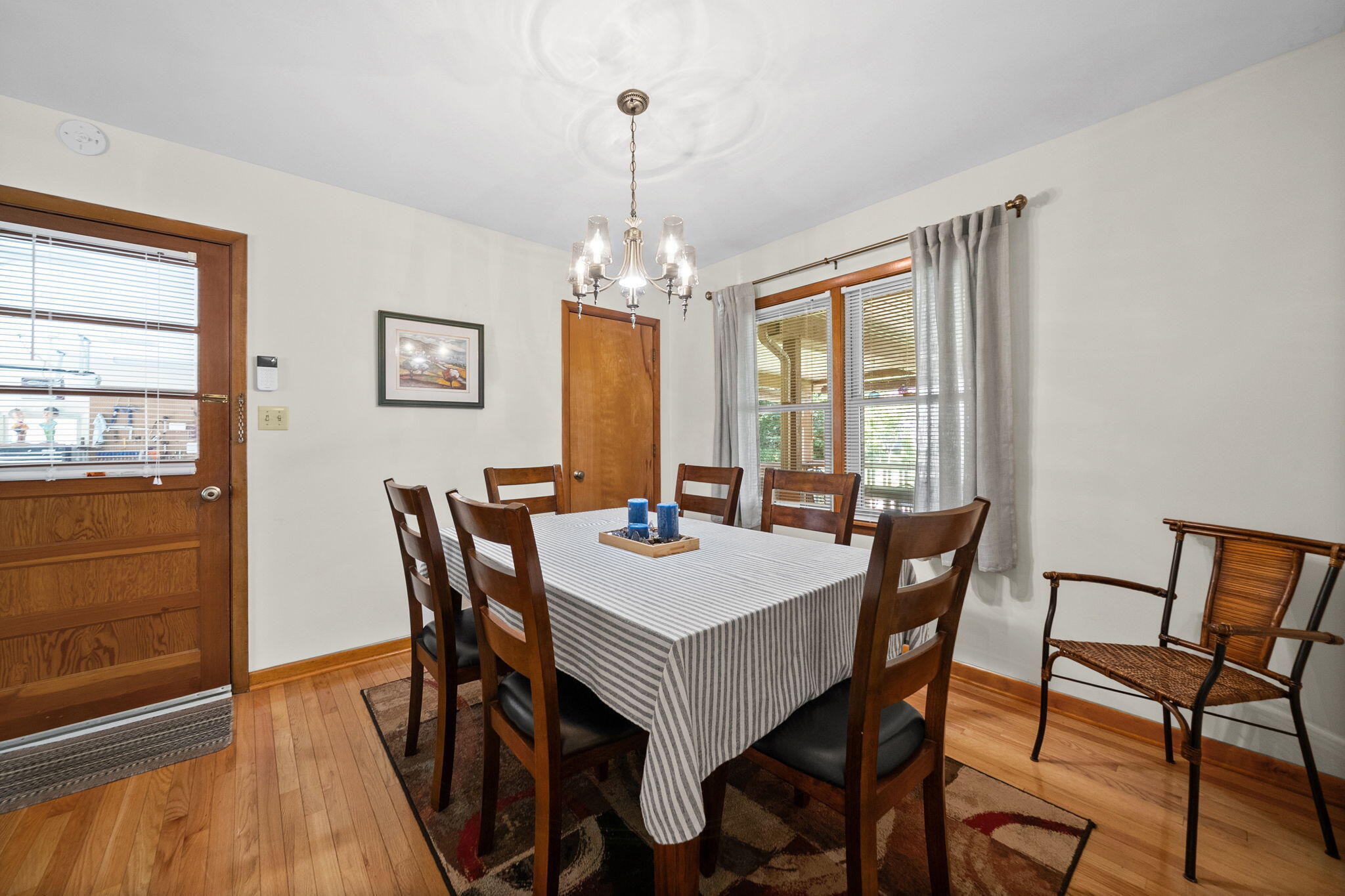 205 Sherwood Drive Property Photo 8