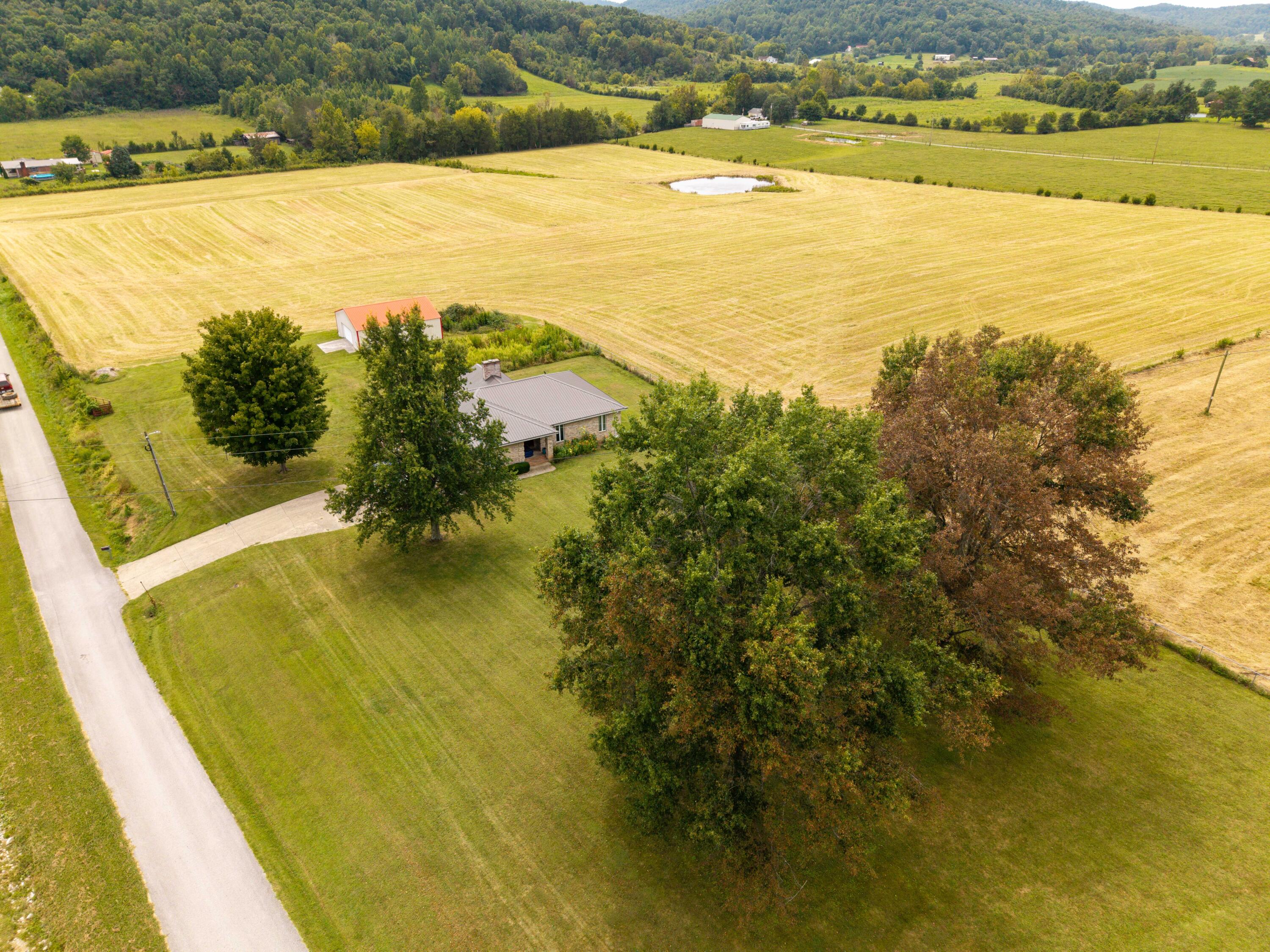46 Pendleton Hollow Road Property Photo 4