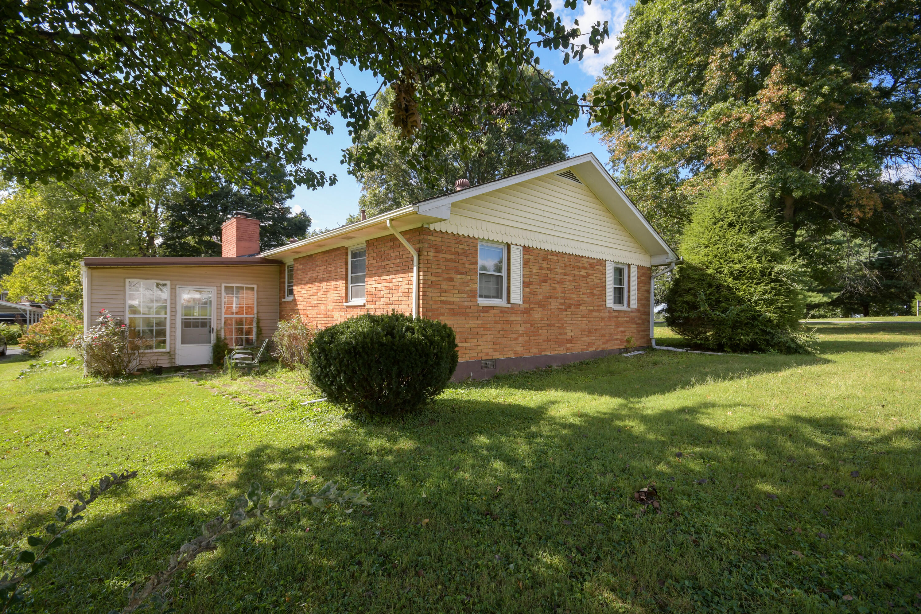 1310 Osborne Road Property Photo 6