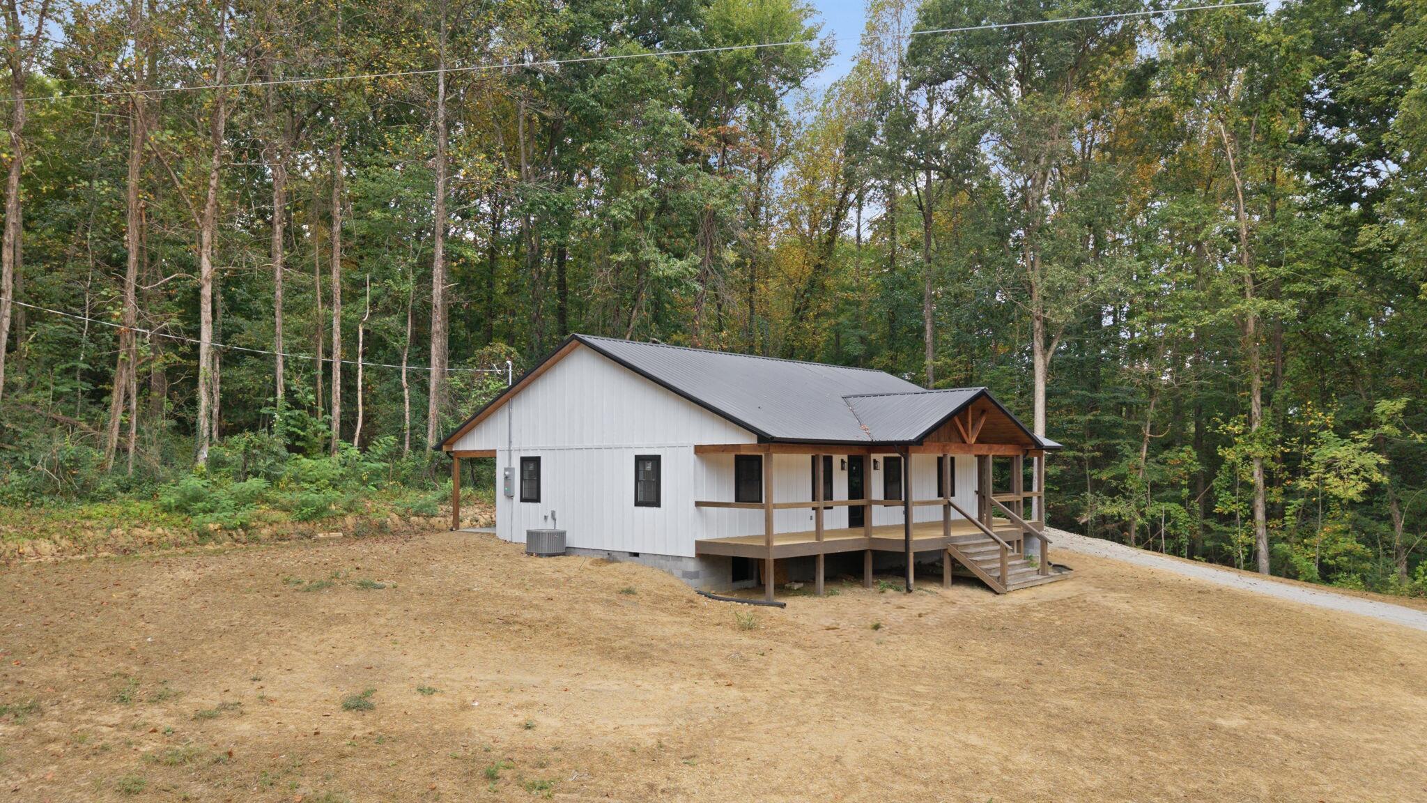 88 Dry Pond Lane Property Photo 3