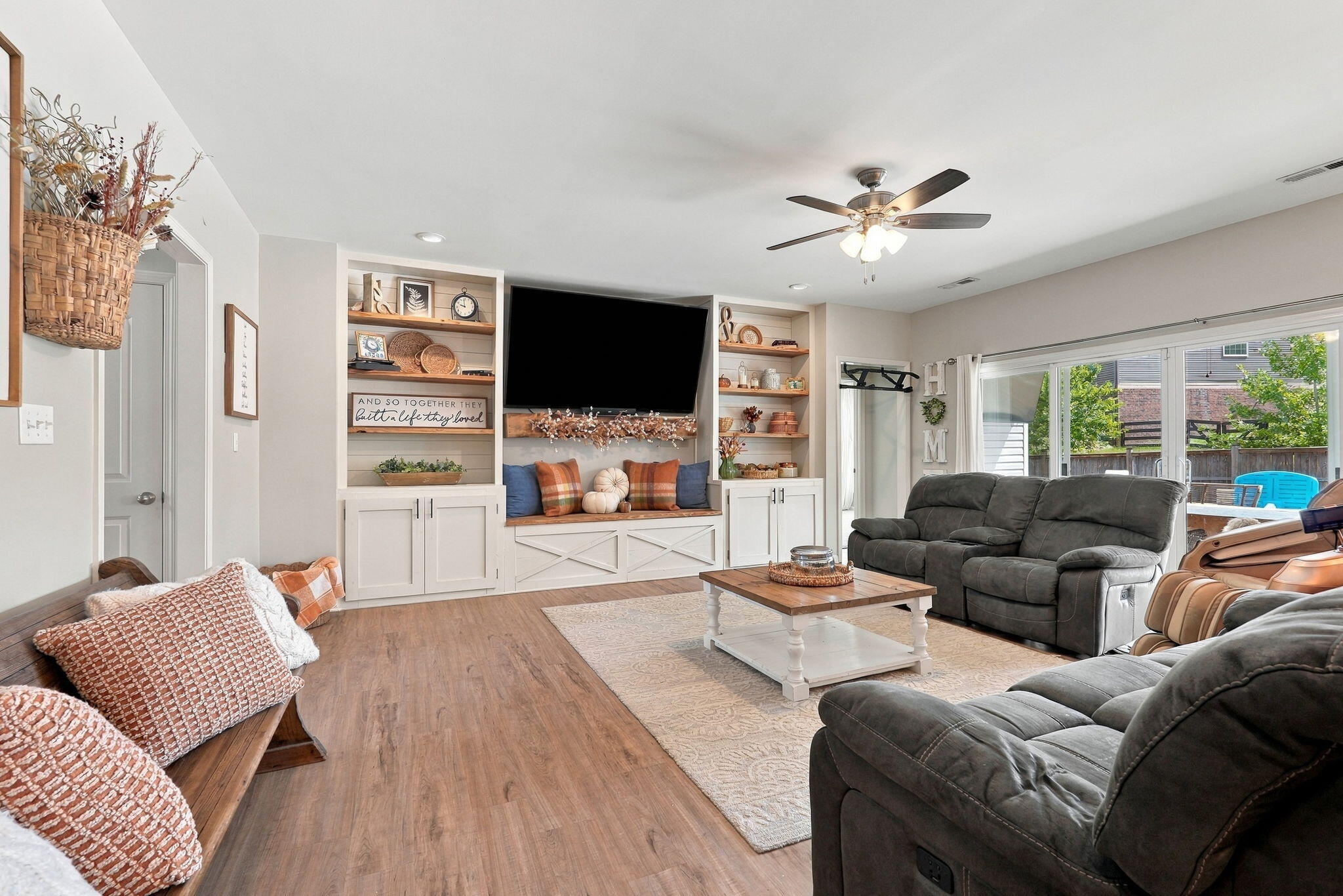 160 Rowanberry Drive Property Photo 13