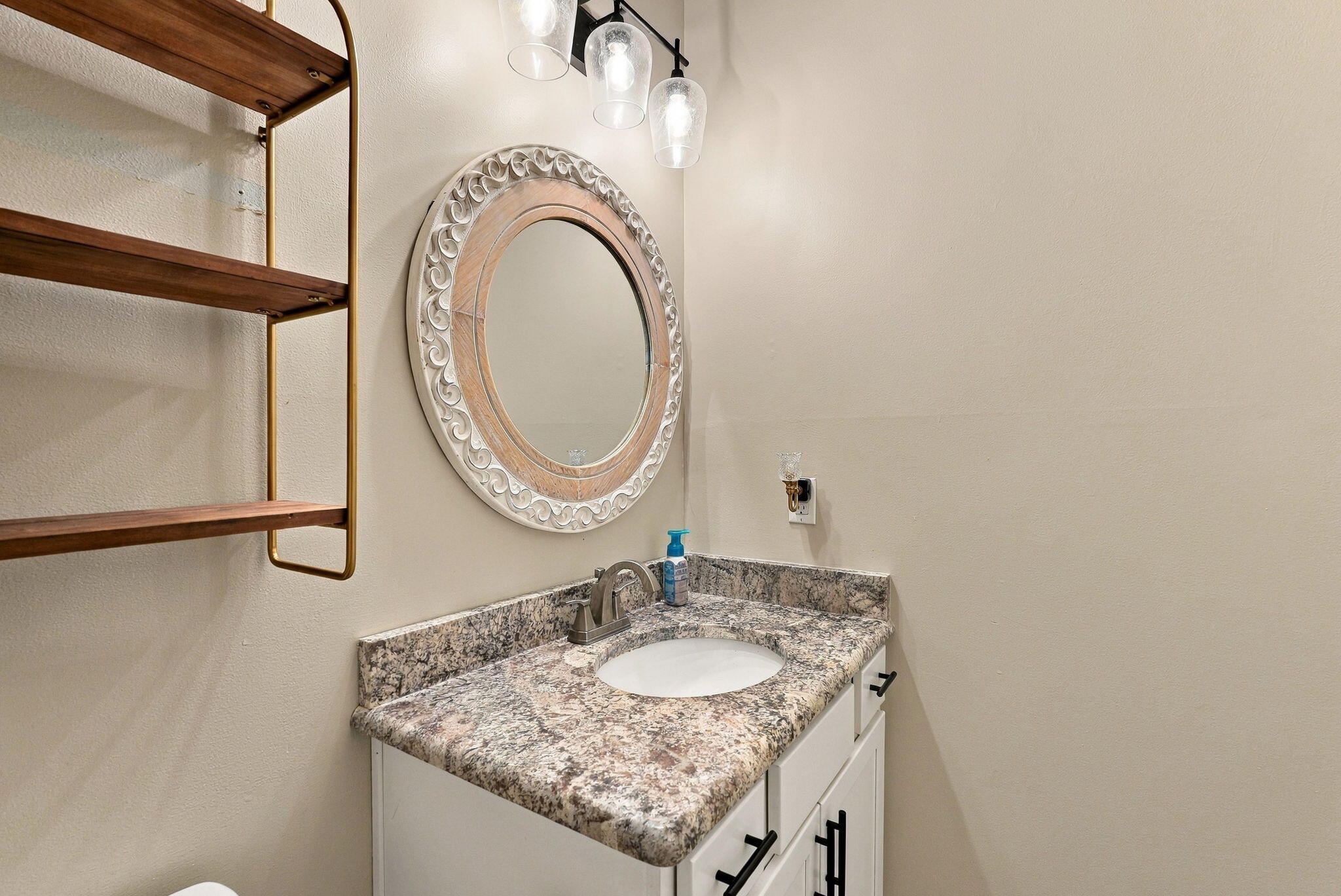 160 Rowanberry Drive Property Photo 16