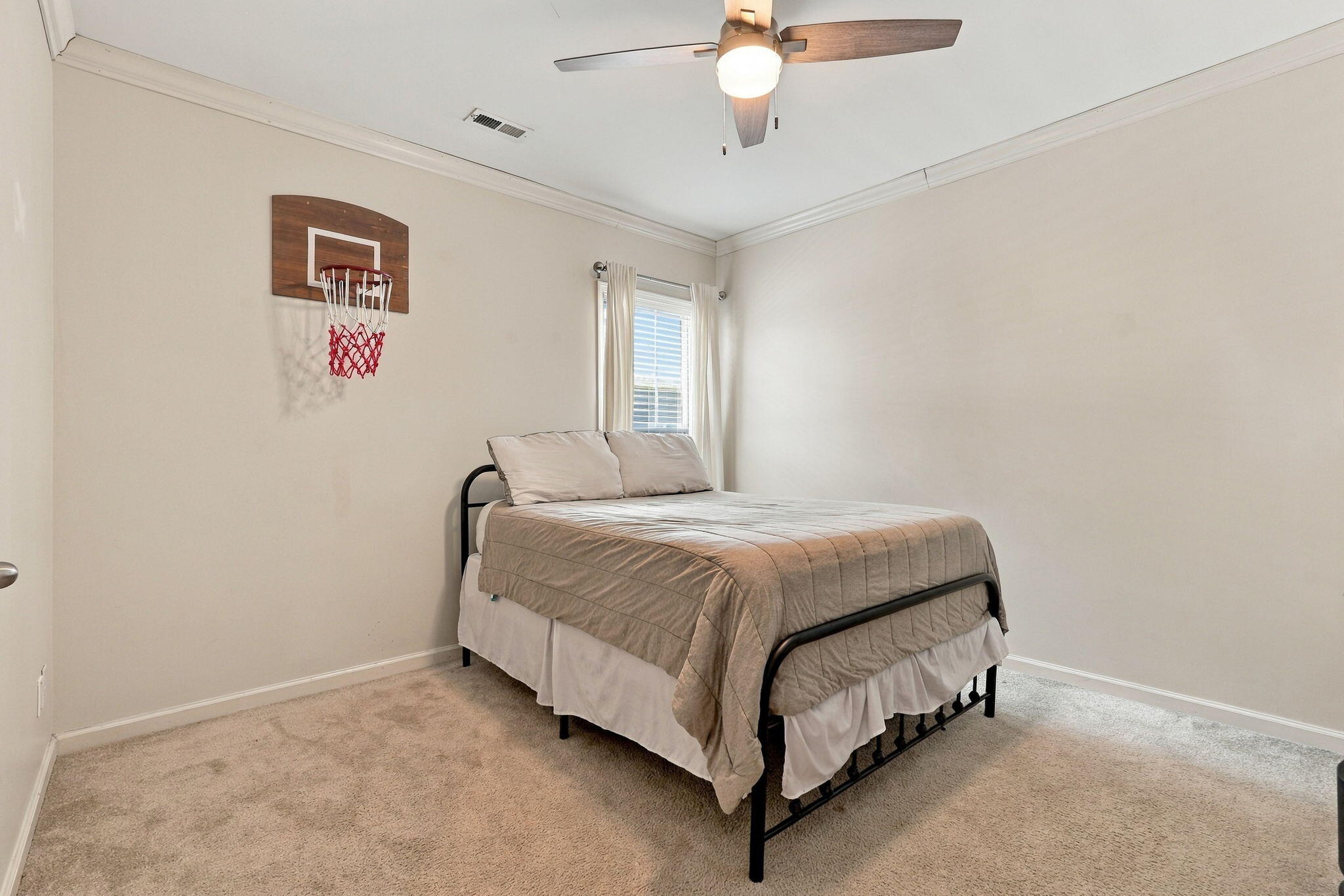 160 Rowanberry Drive Property Photo 33