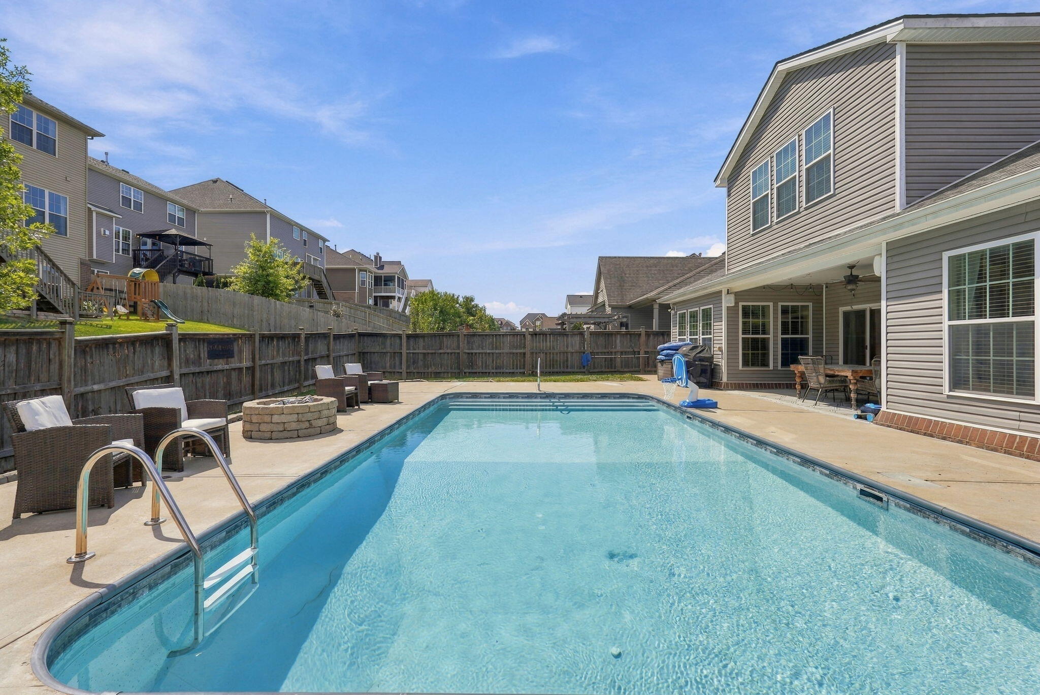 160 Rowanberry Drive Property Photo 45
