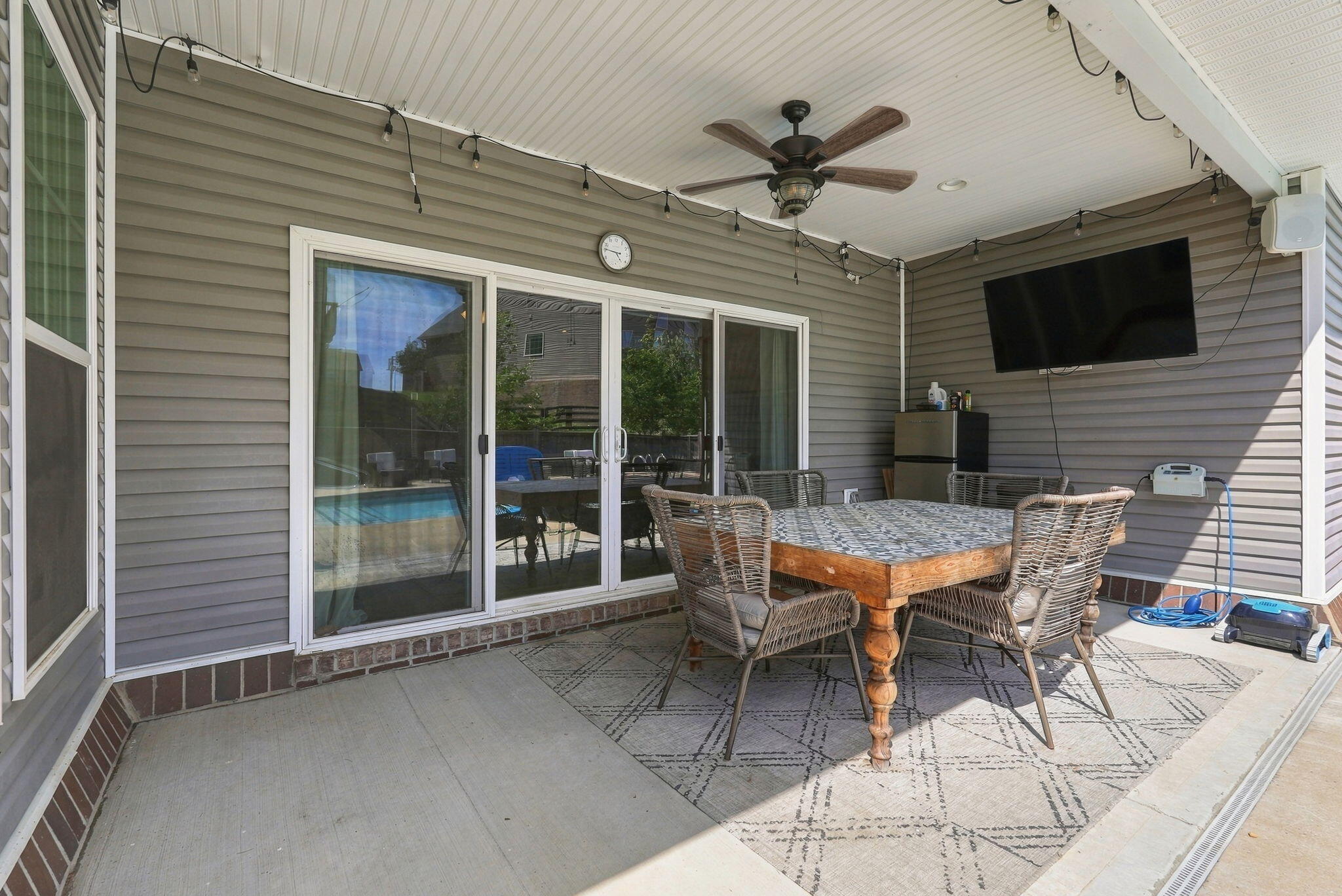 160 Rowanberry Drive Property Photo 47
