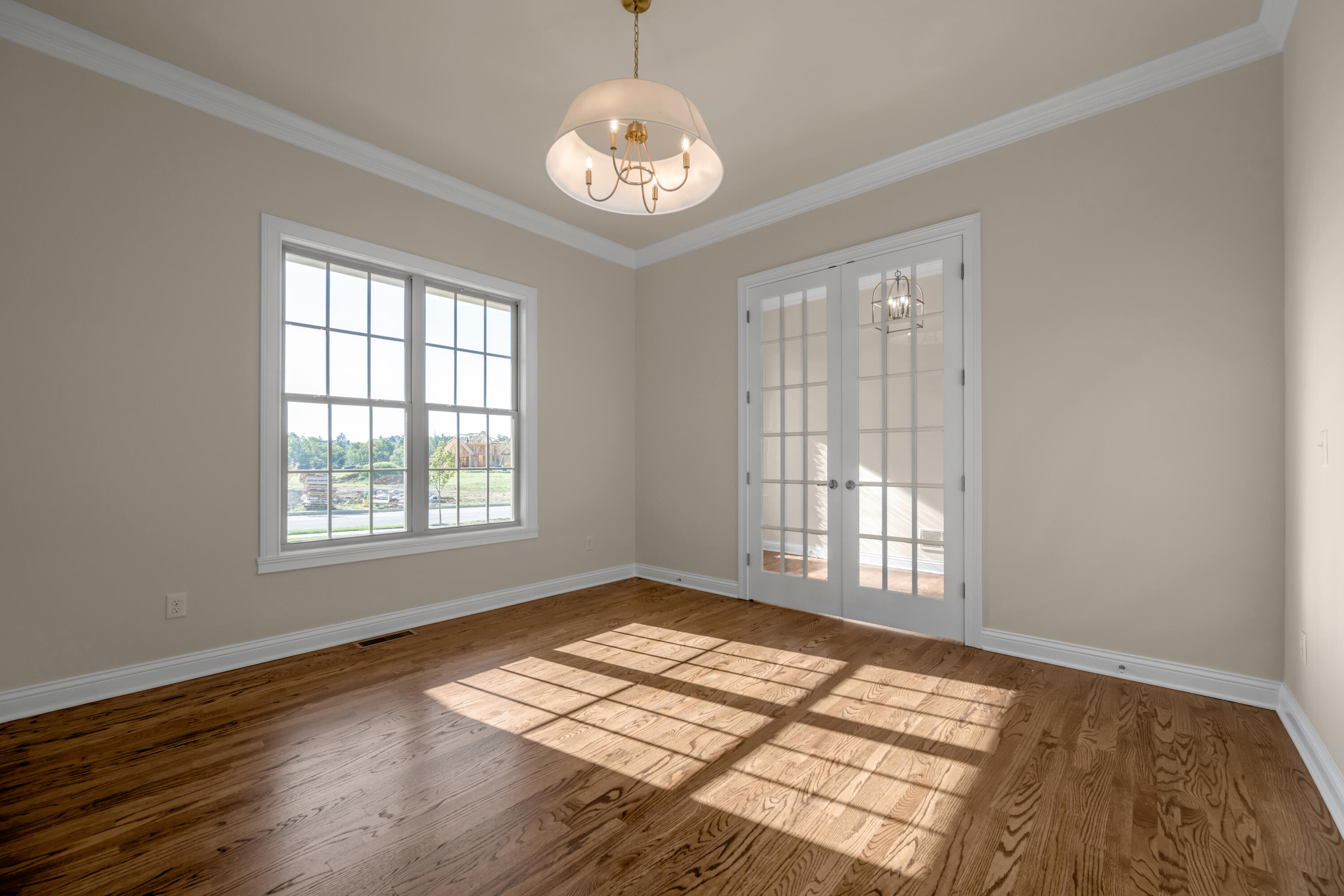 372 Weston Park Property Photo 7