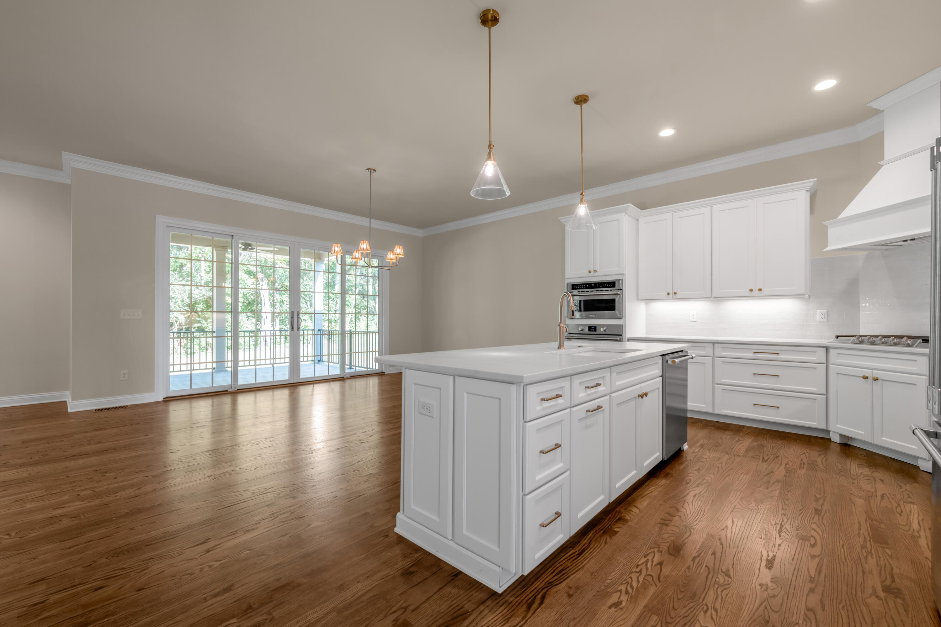 372 Weston Park Property Photo 9