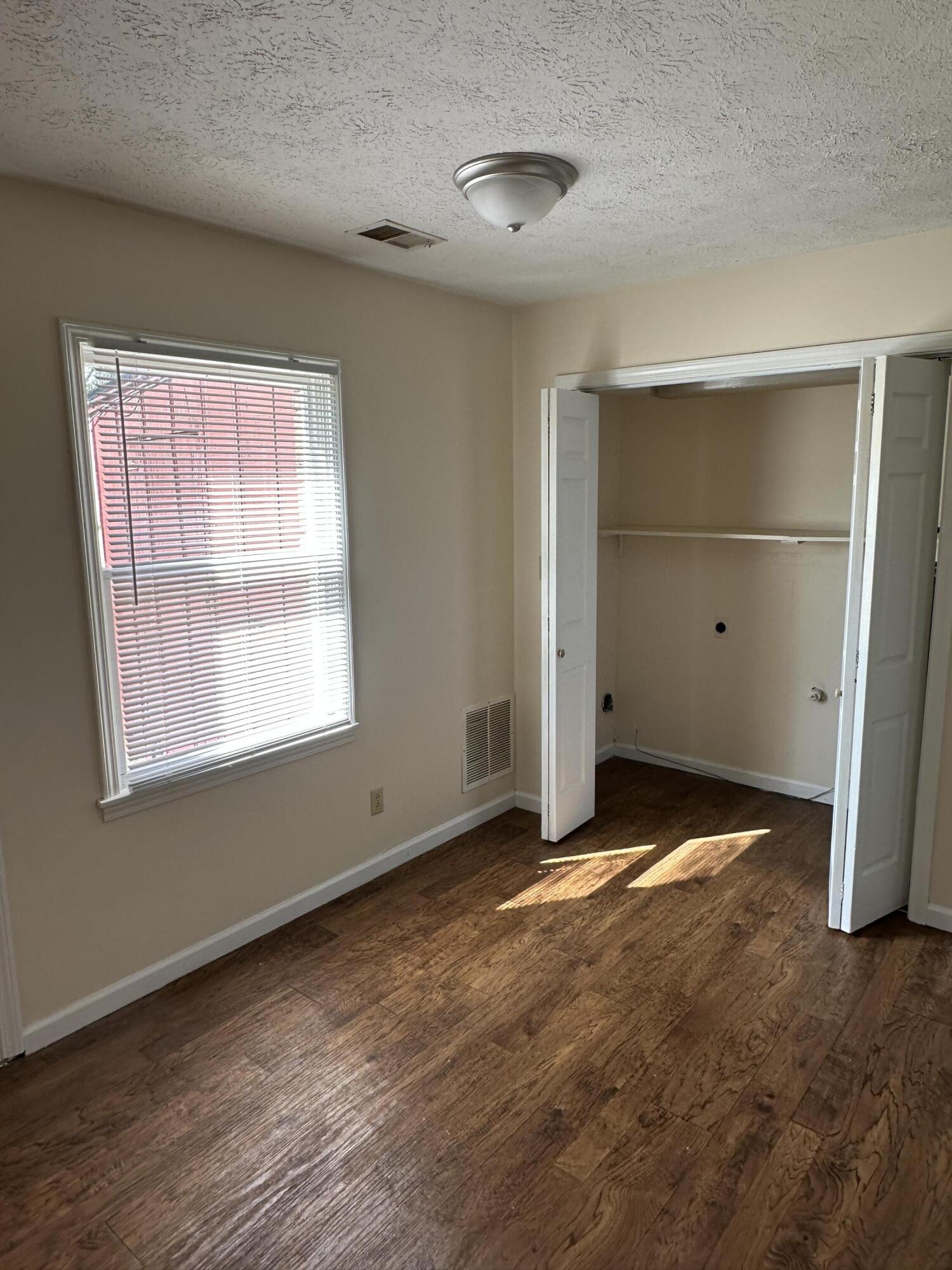 165 Landings Drive Property Photo 6