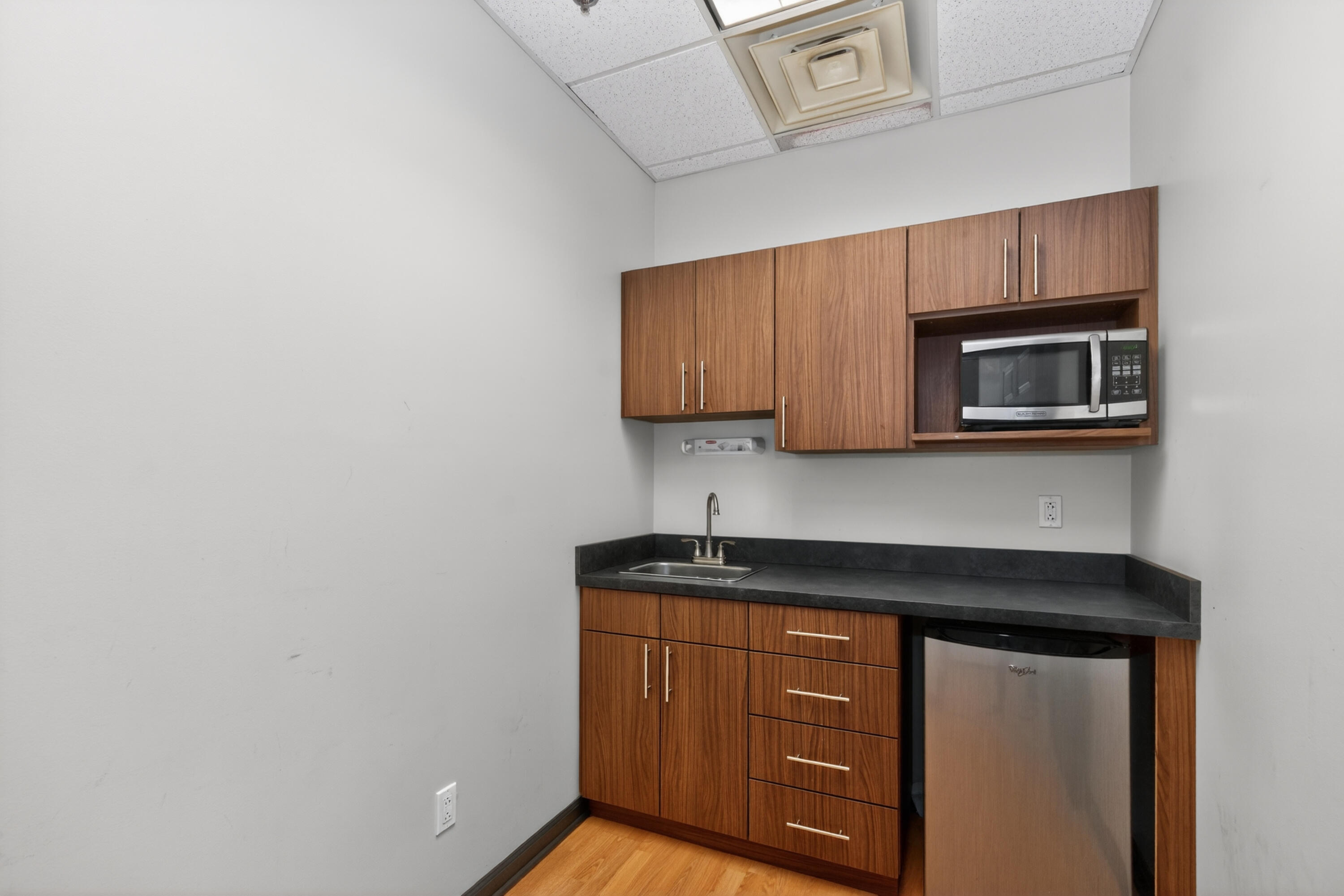 535 Wellington Way 340 Property Photo 16