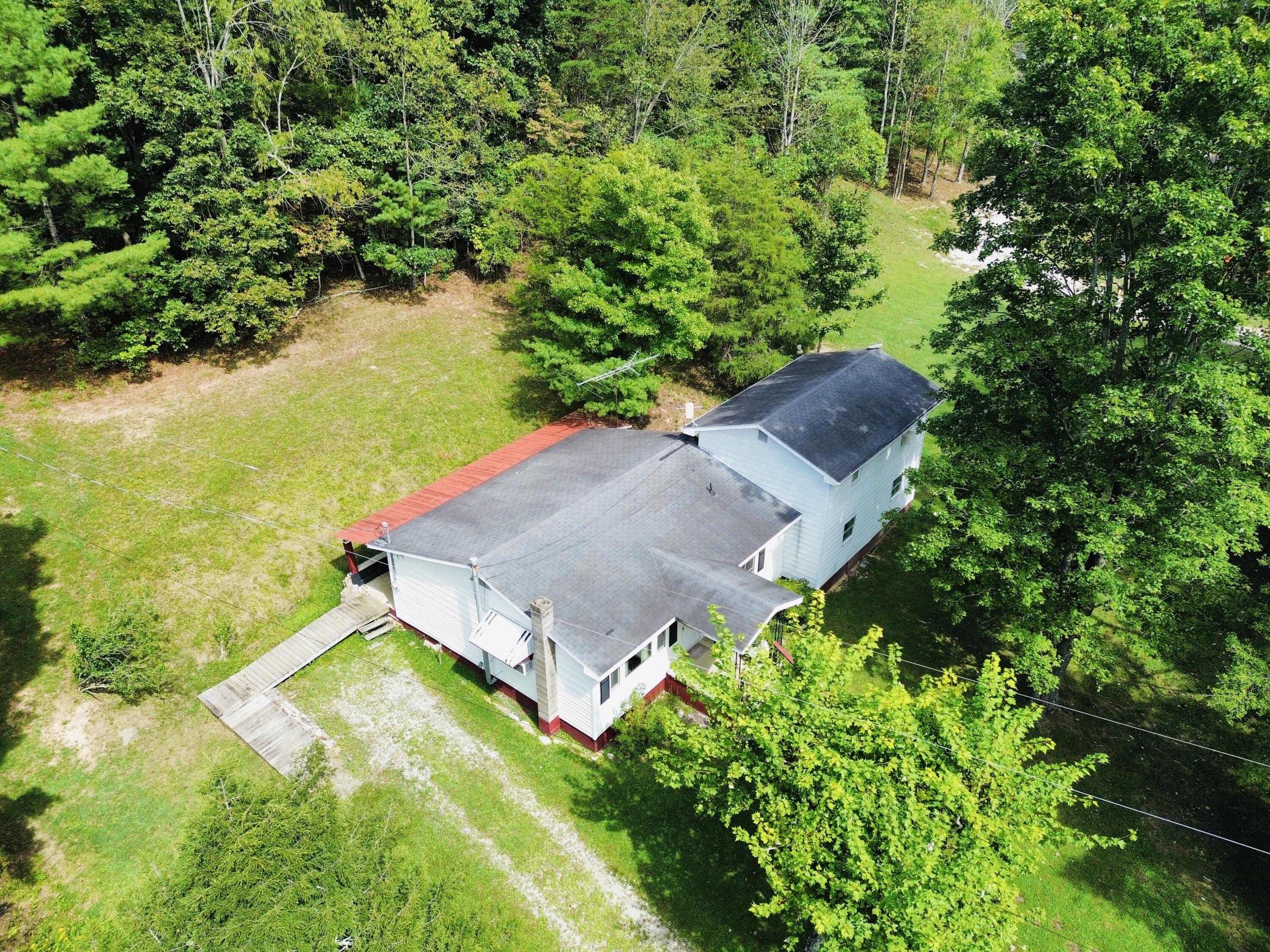 1270 Menix Road Property Photo 2