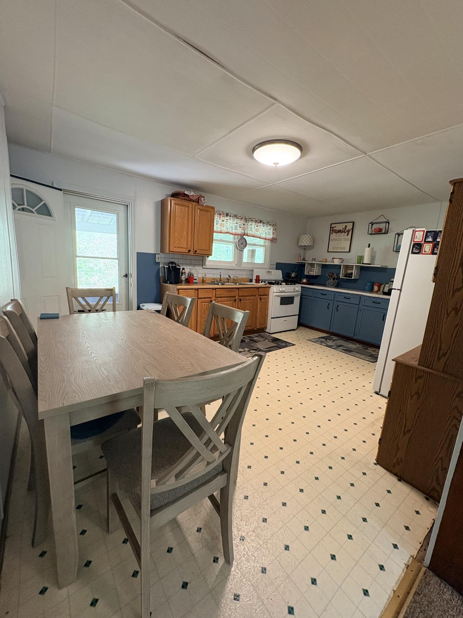 1270 Menix Road Property Photo 12