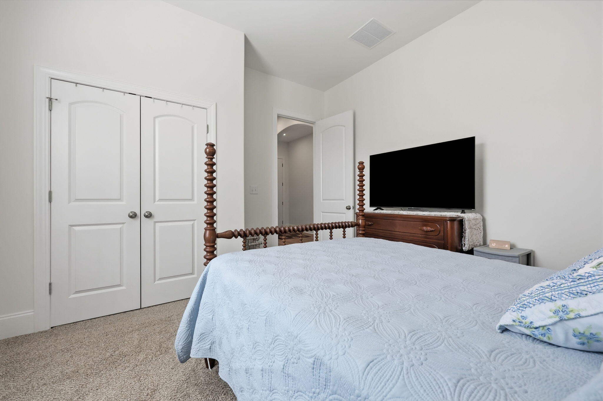 420 San Antonio Way Property Photo 15