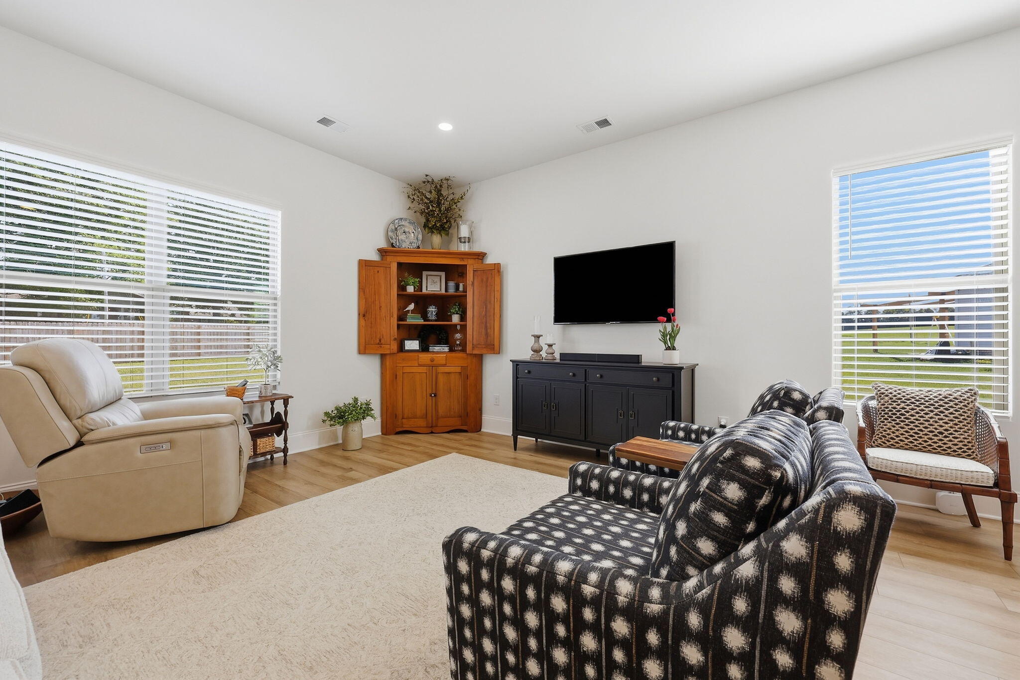 420 San Antonio Way Property Photo 30