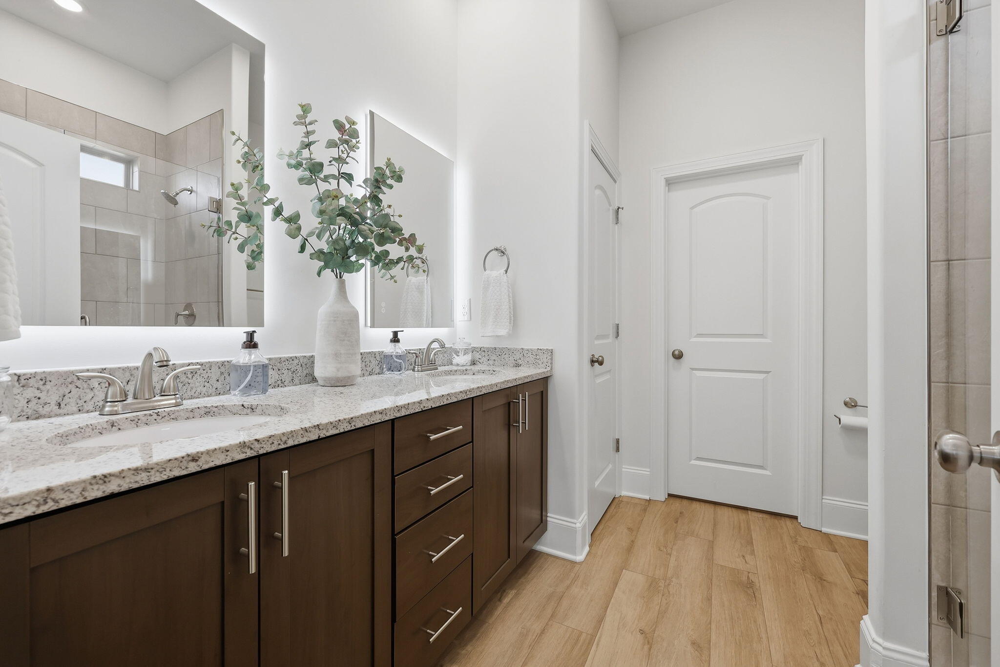 420 San Antonio Way Property Photo 37