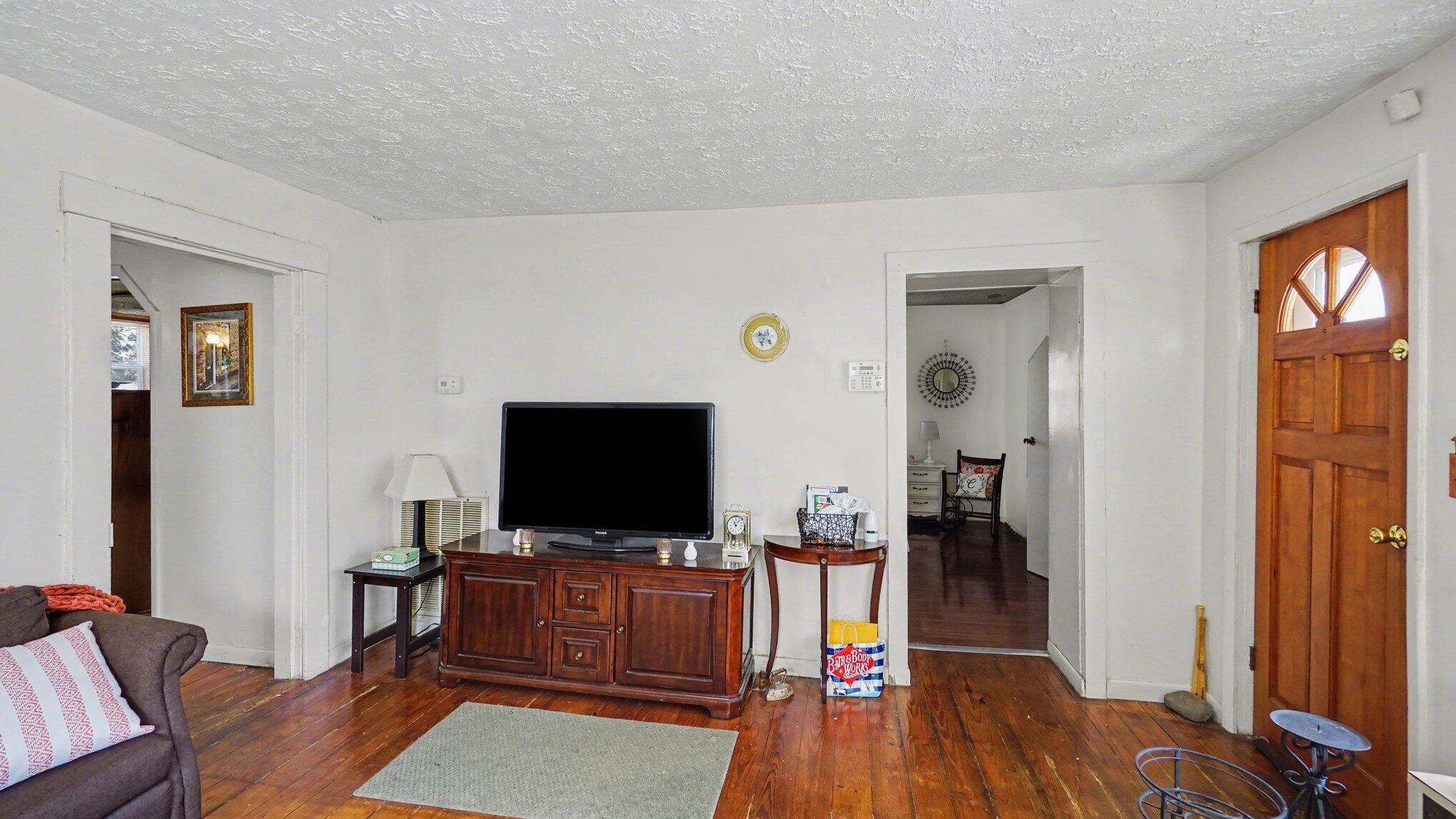 519 Patton Street Property Photo 4