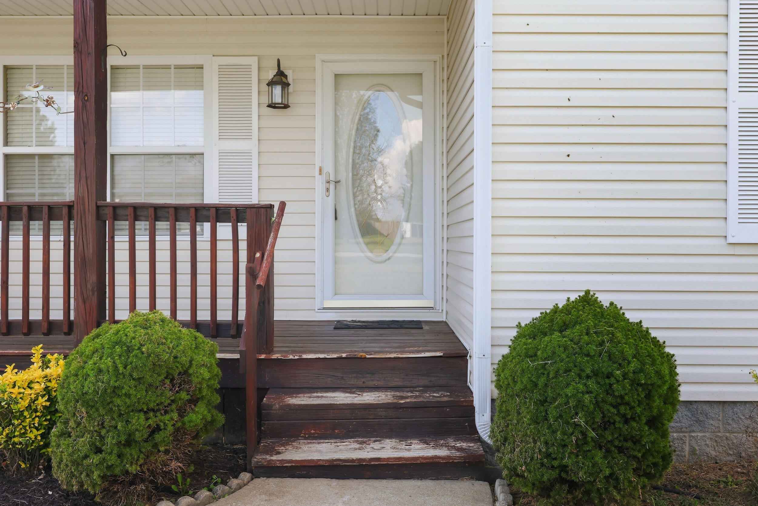 121 Brett Circle Property Photo 4