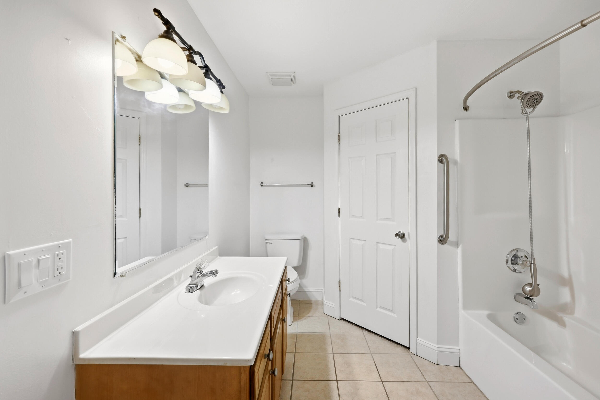 121 Brett Circle Property Photo 16