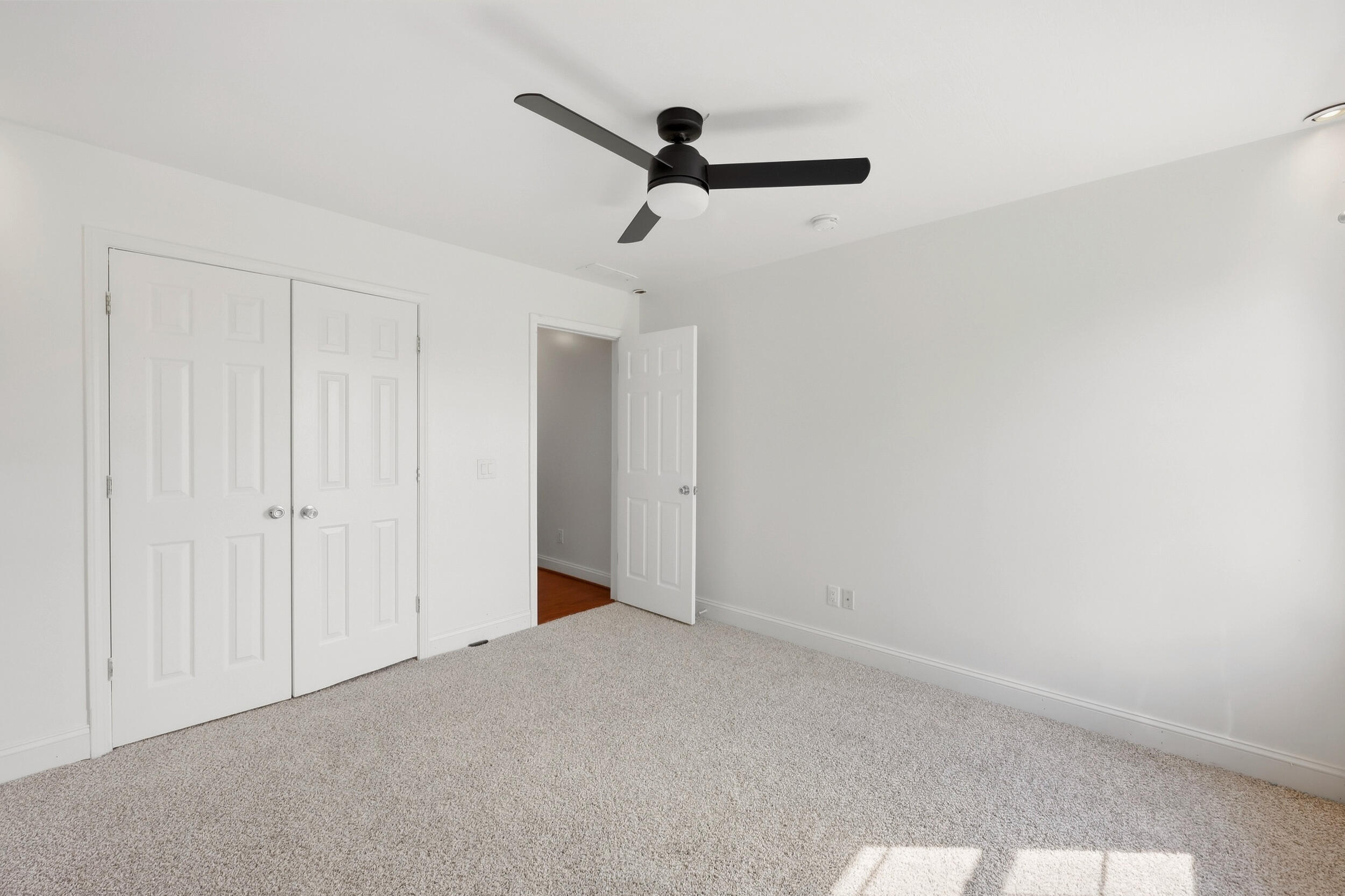 121 Brett Circle Property Photo 22
