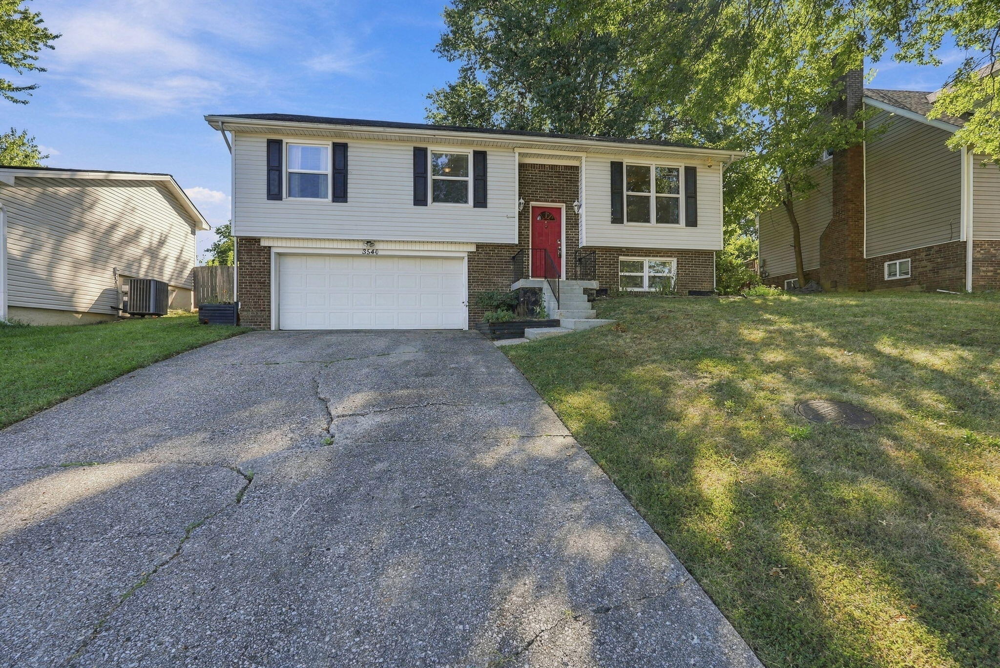 3540 Sundart Drive Property Photo 3