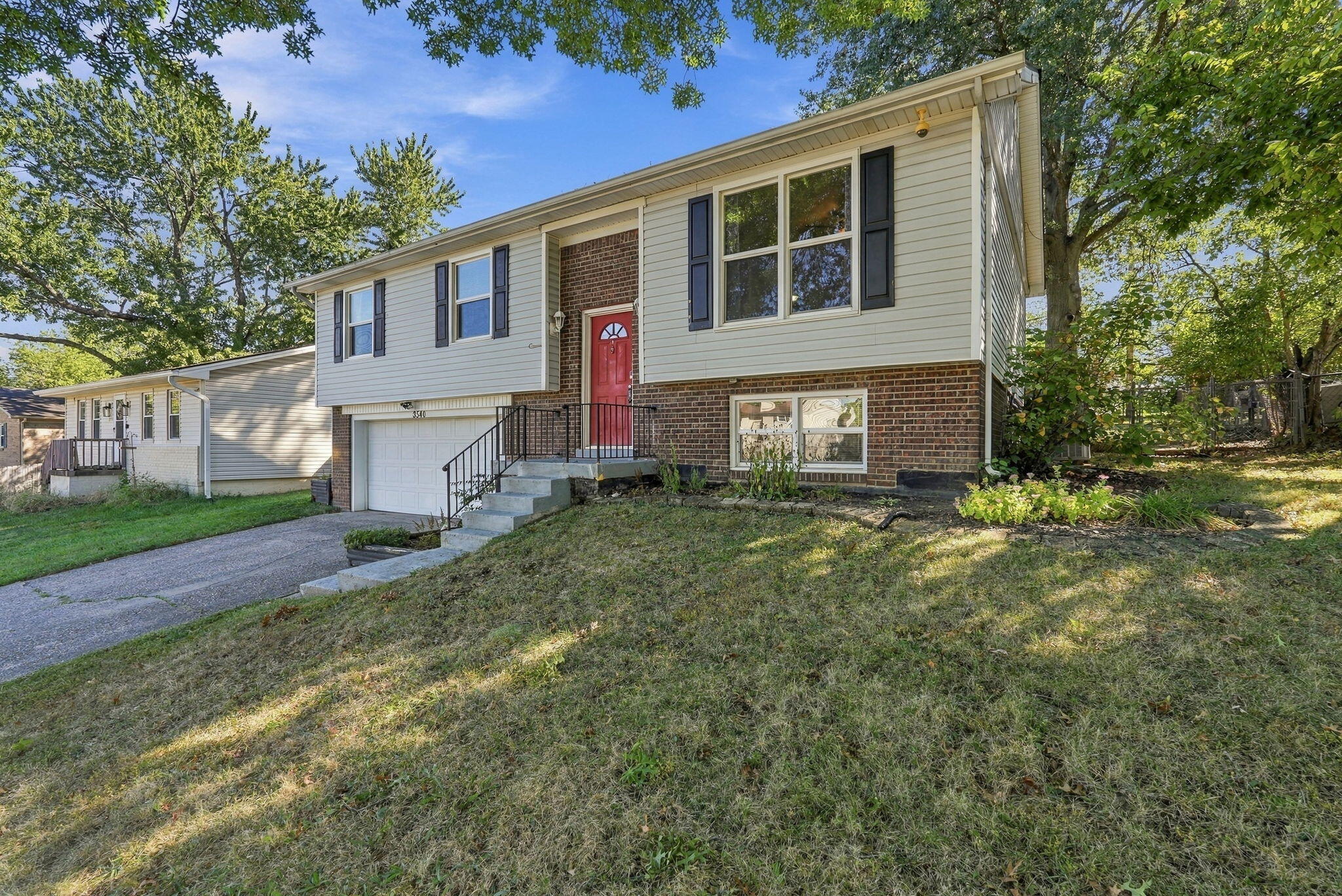 3540 Sundart Drive Property Photo 5