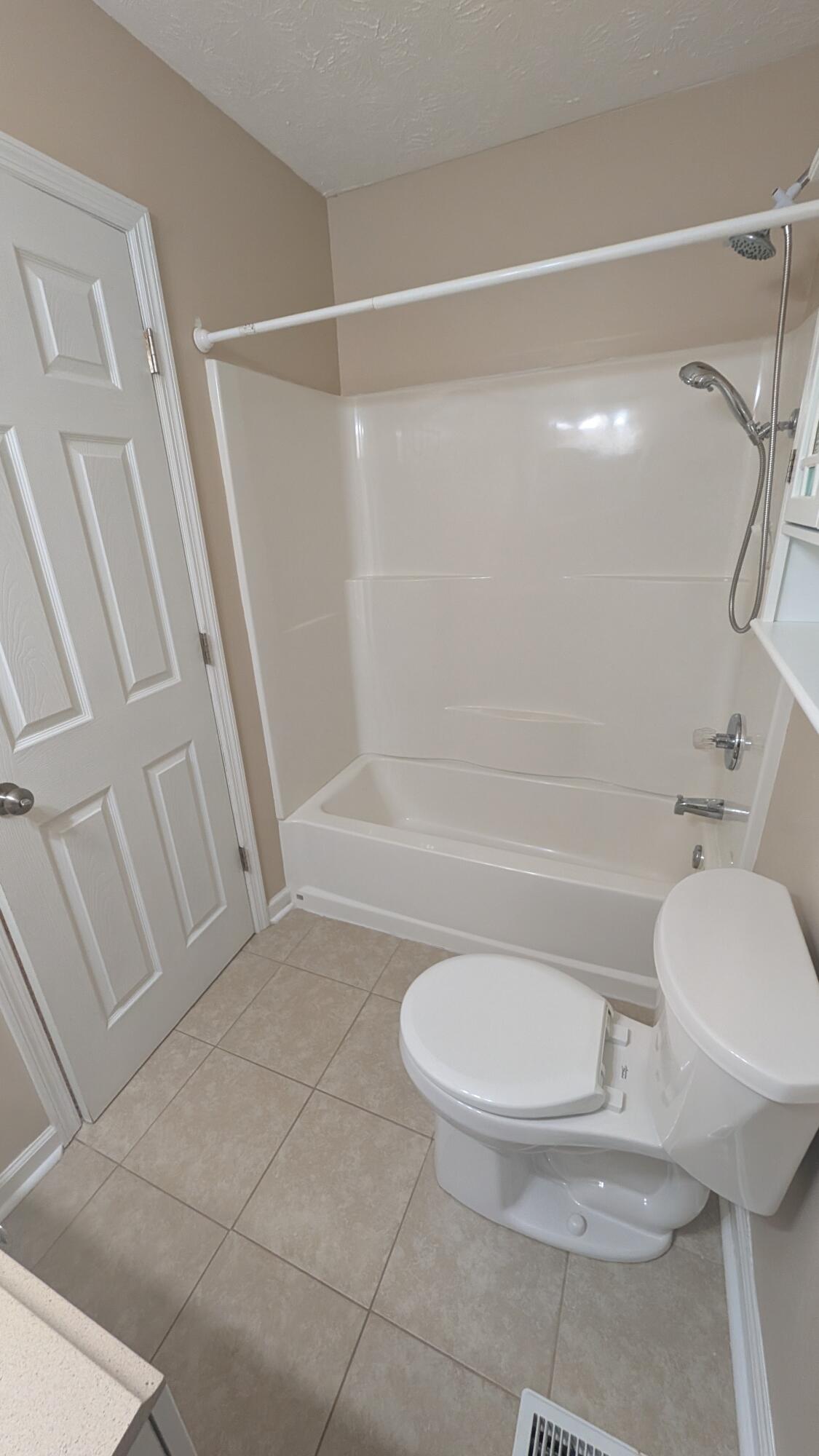 3540 Sundart Drive Property Photo 9