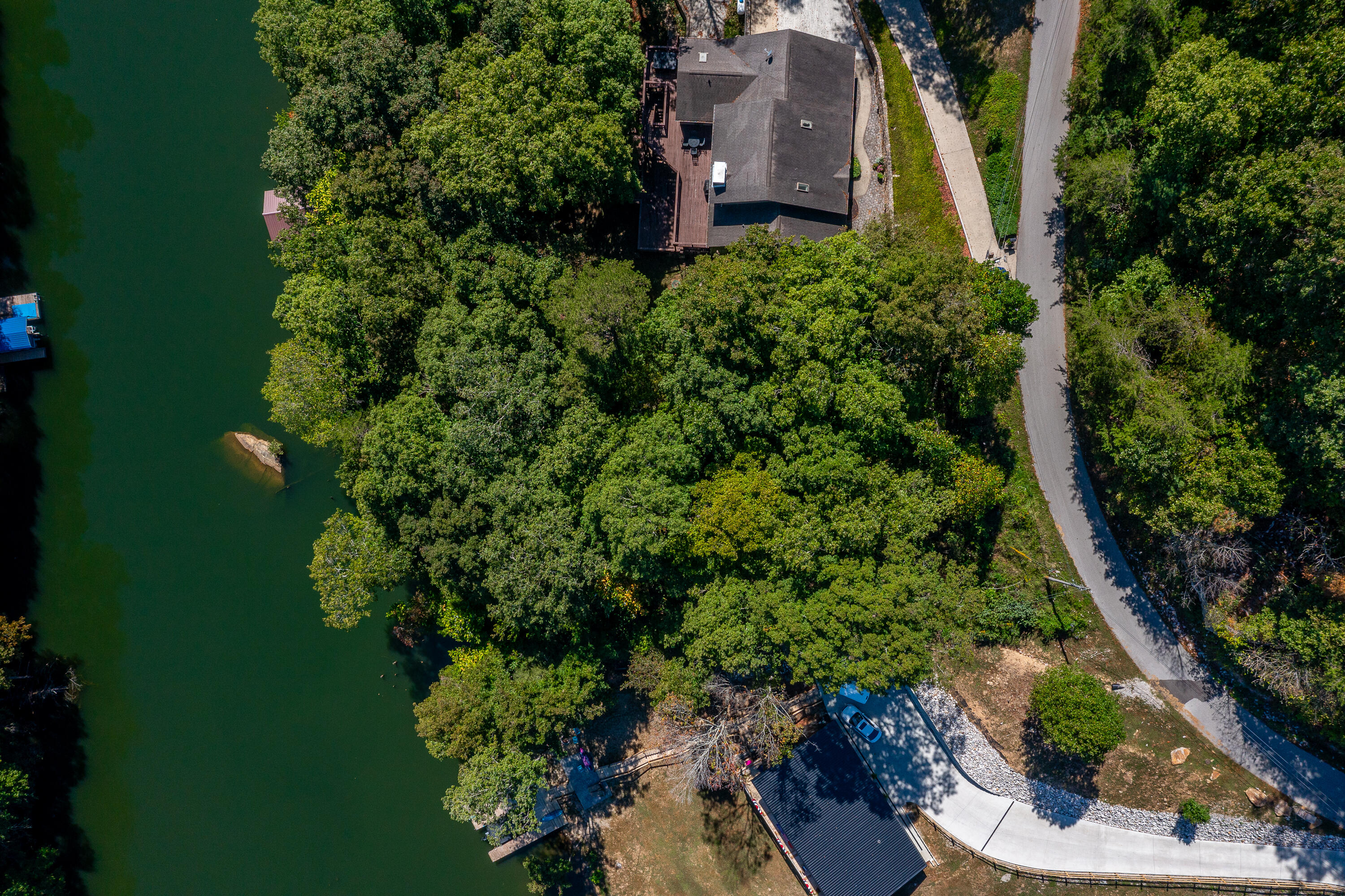 649 Cliffs Edge Road Property Photo 2
