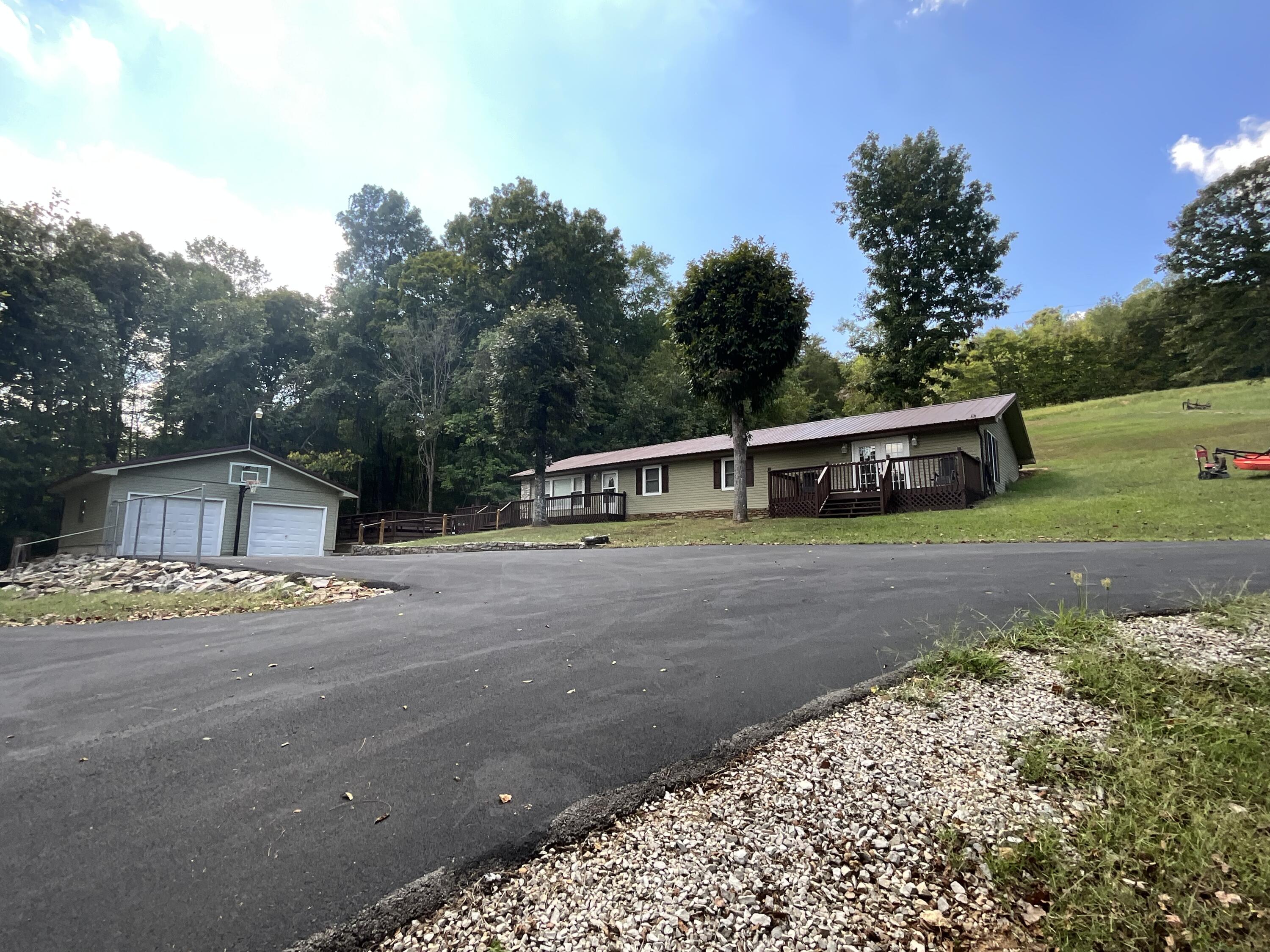 134 Sears Cemetery Road Property Photo 3