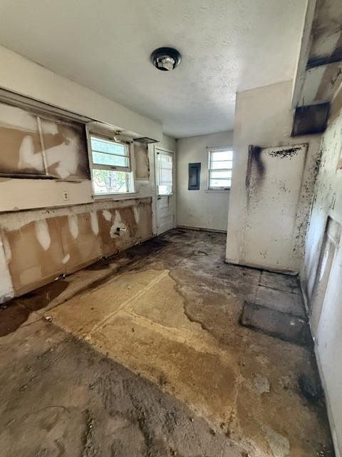 115 Queensway Drive Property Photo 3