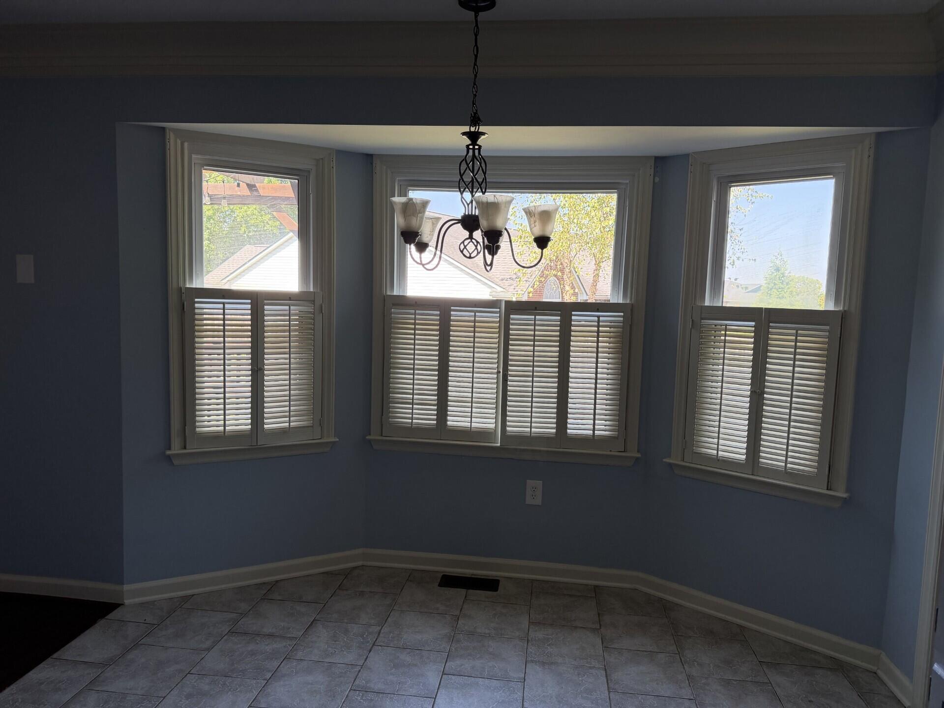 1117 Narrow Lane Property Photo 10