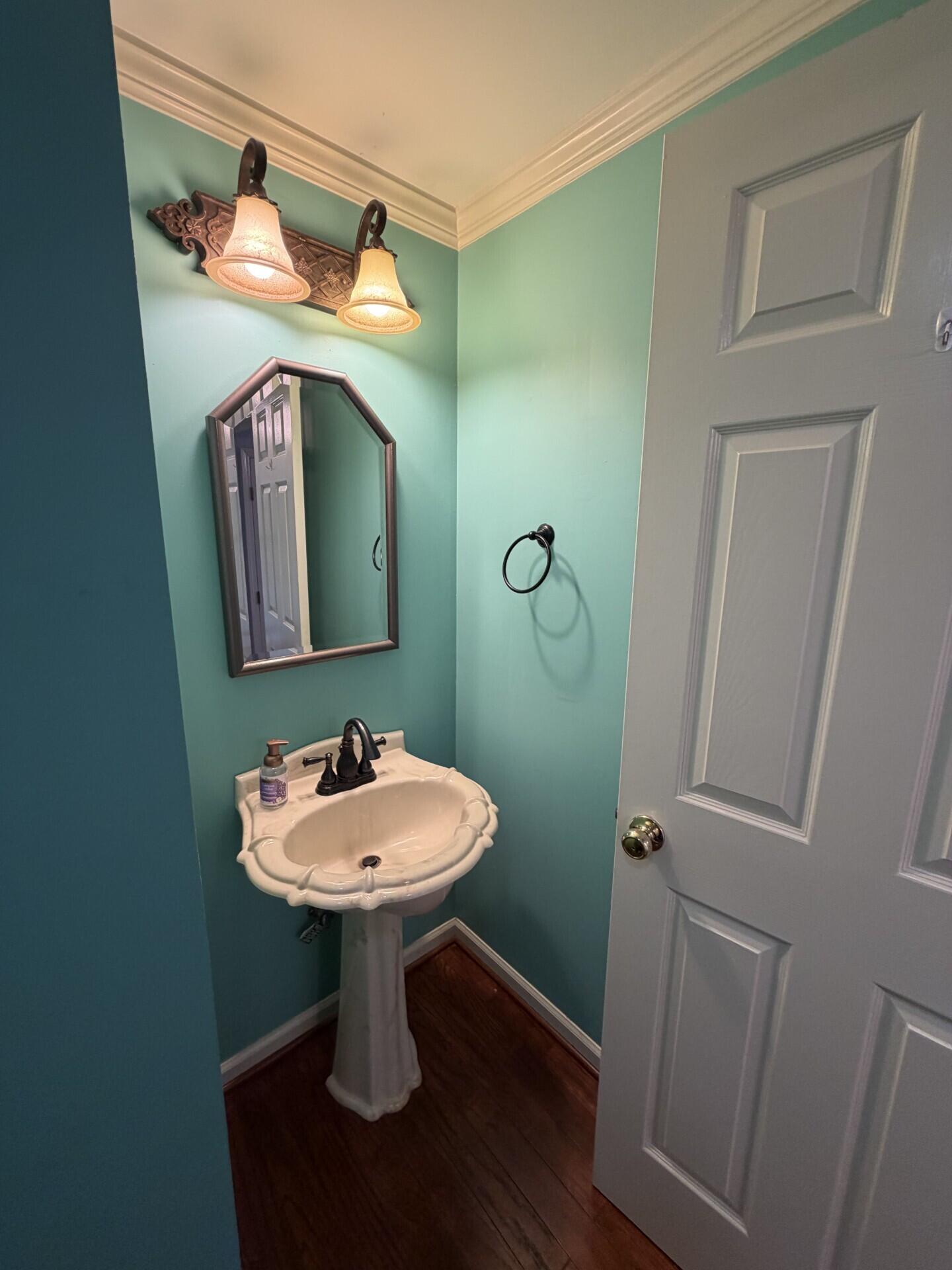 1117 Narrow Lane Property Photo 13