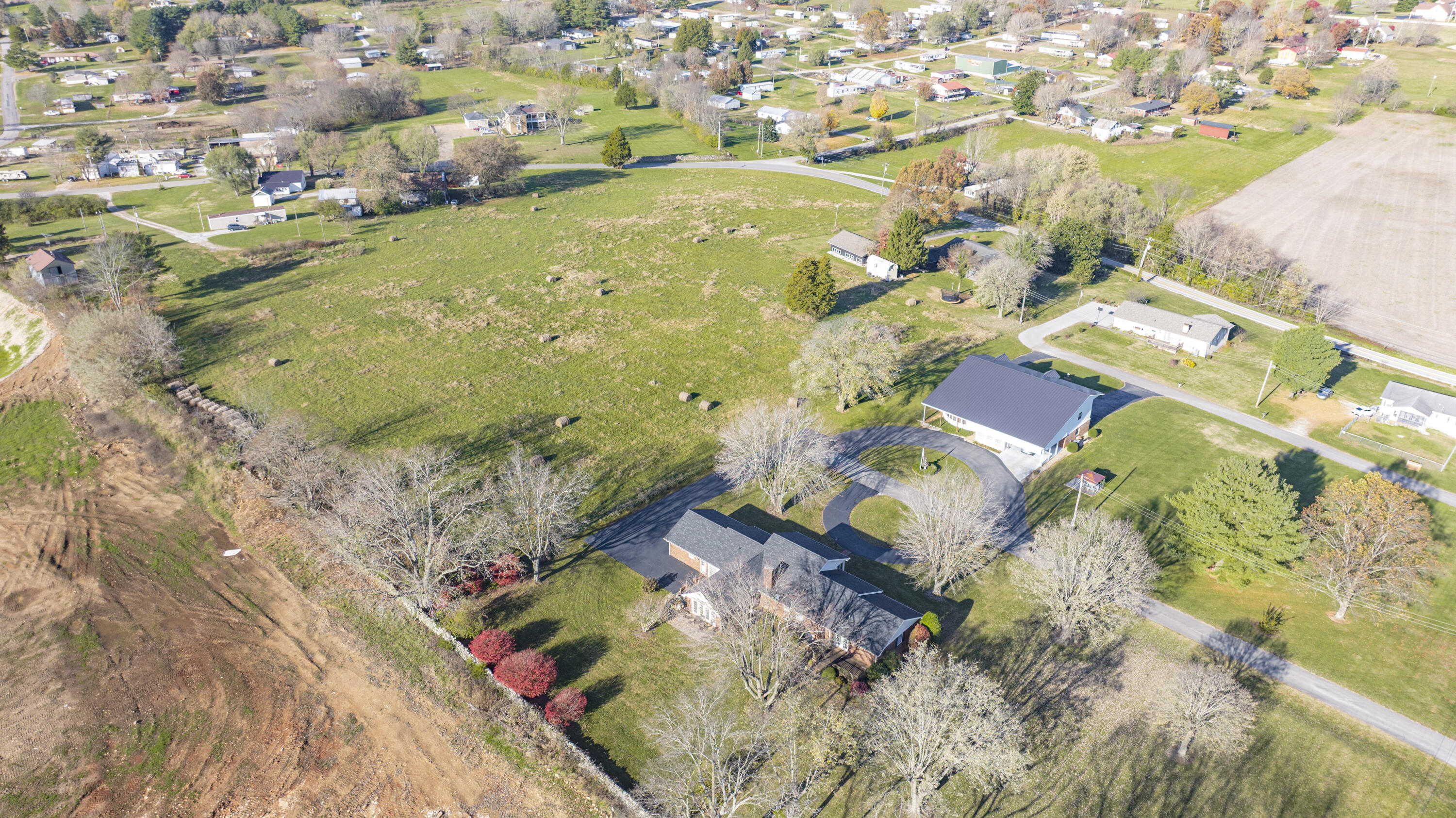 111 Stonehedge Court Property Photo 14