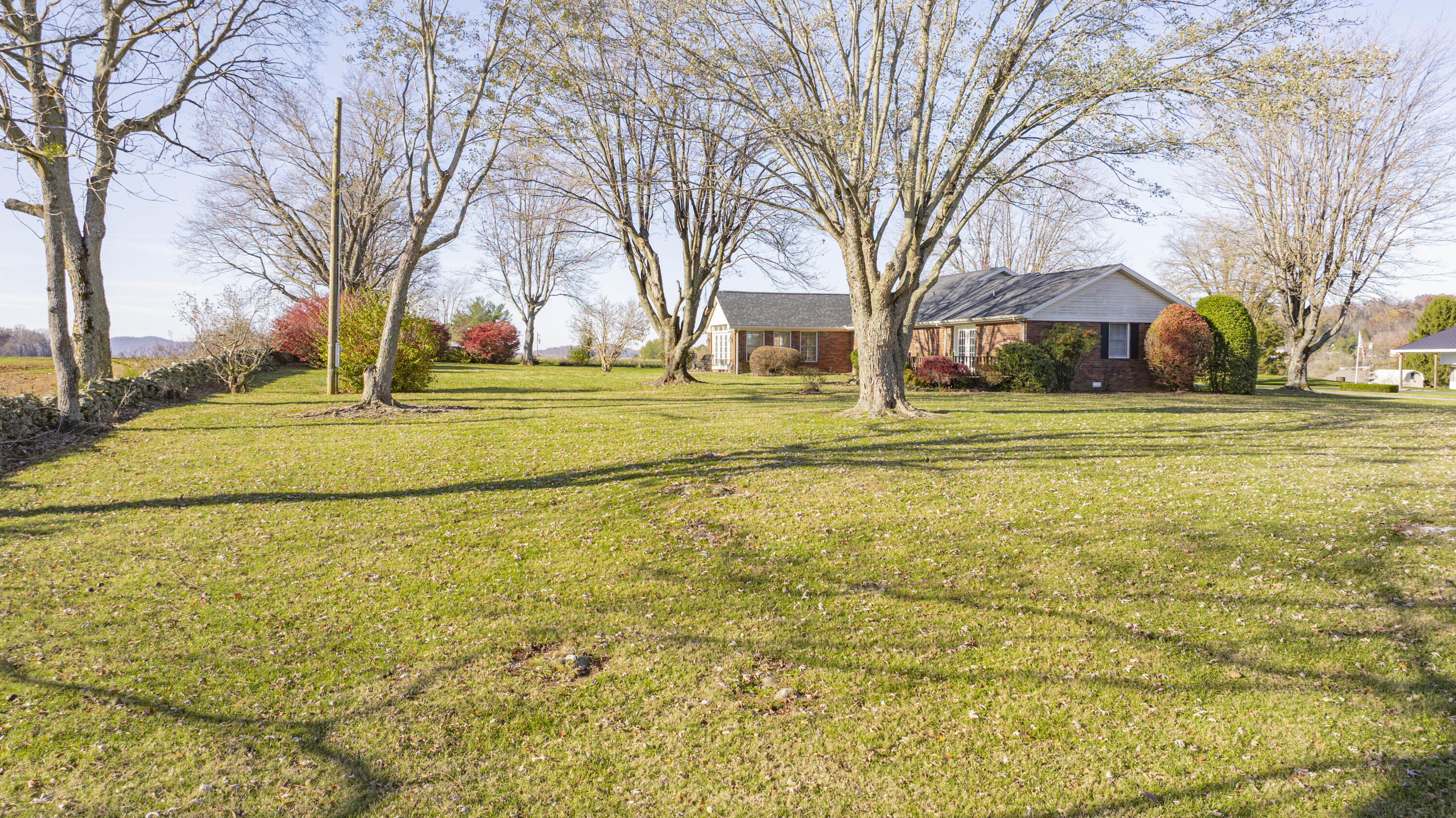 111 Stonehedge Court Property Photo 16
