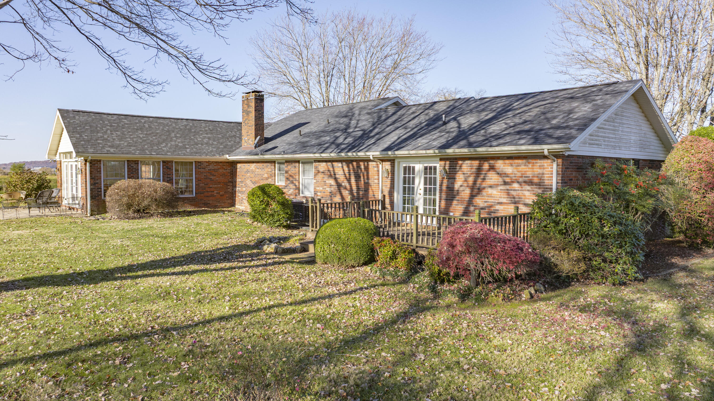 111 Stonehedge Court Property Photo 18