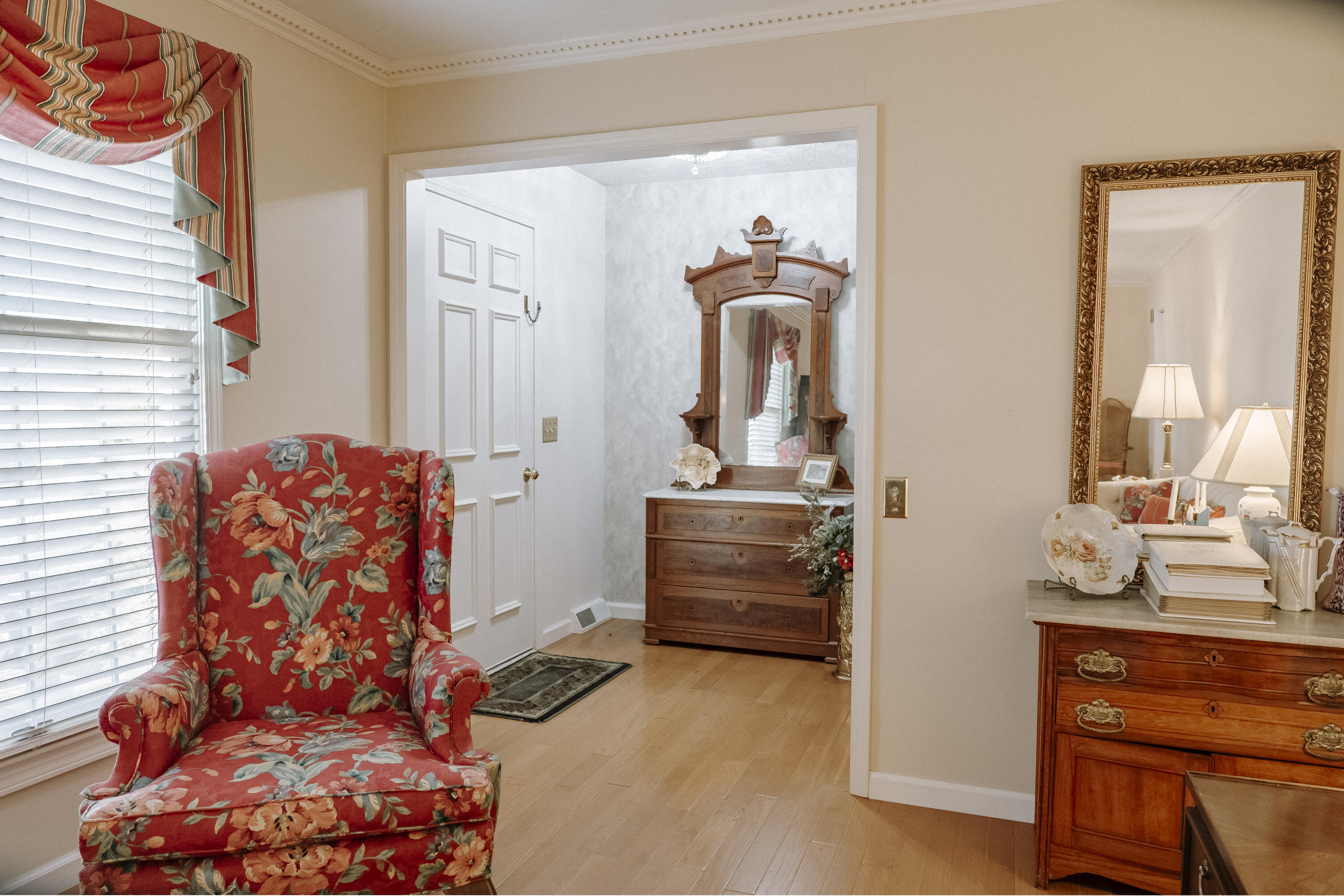 111 Stonehedge Court Property Photo 27