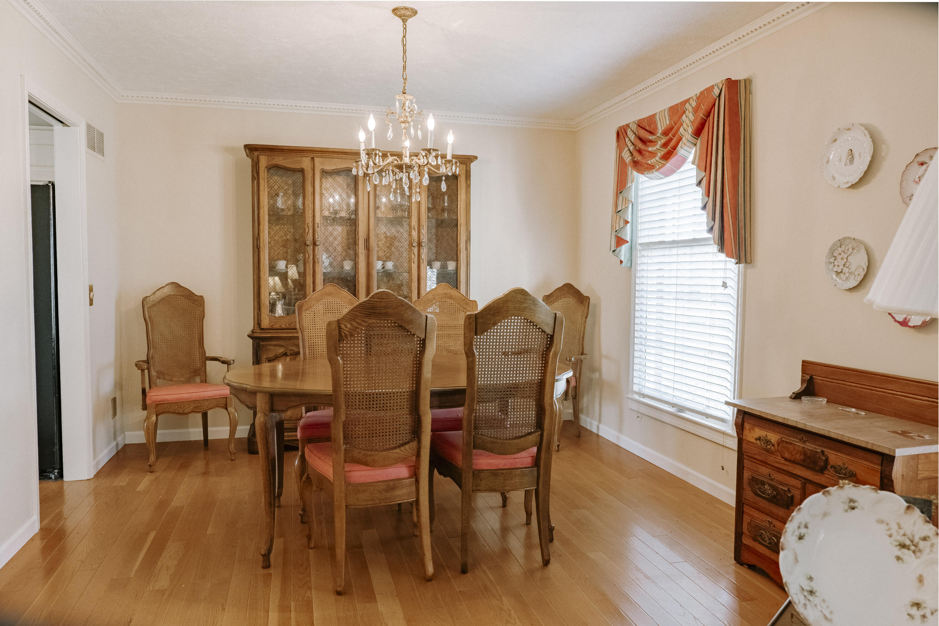 111 Stonehedge Court Property Photo 31