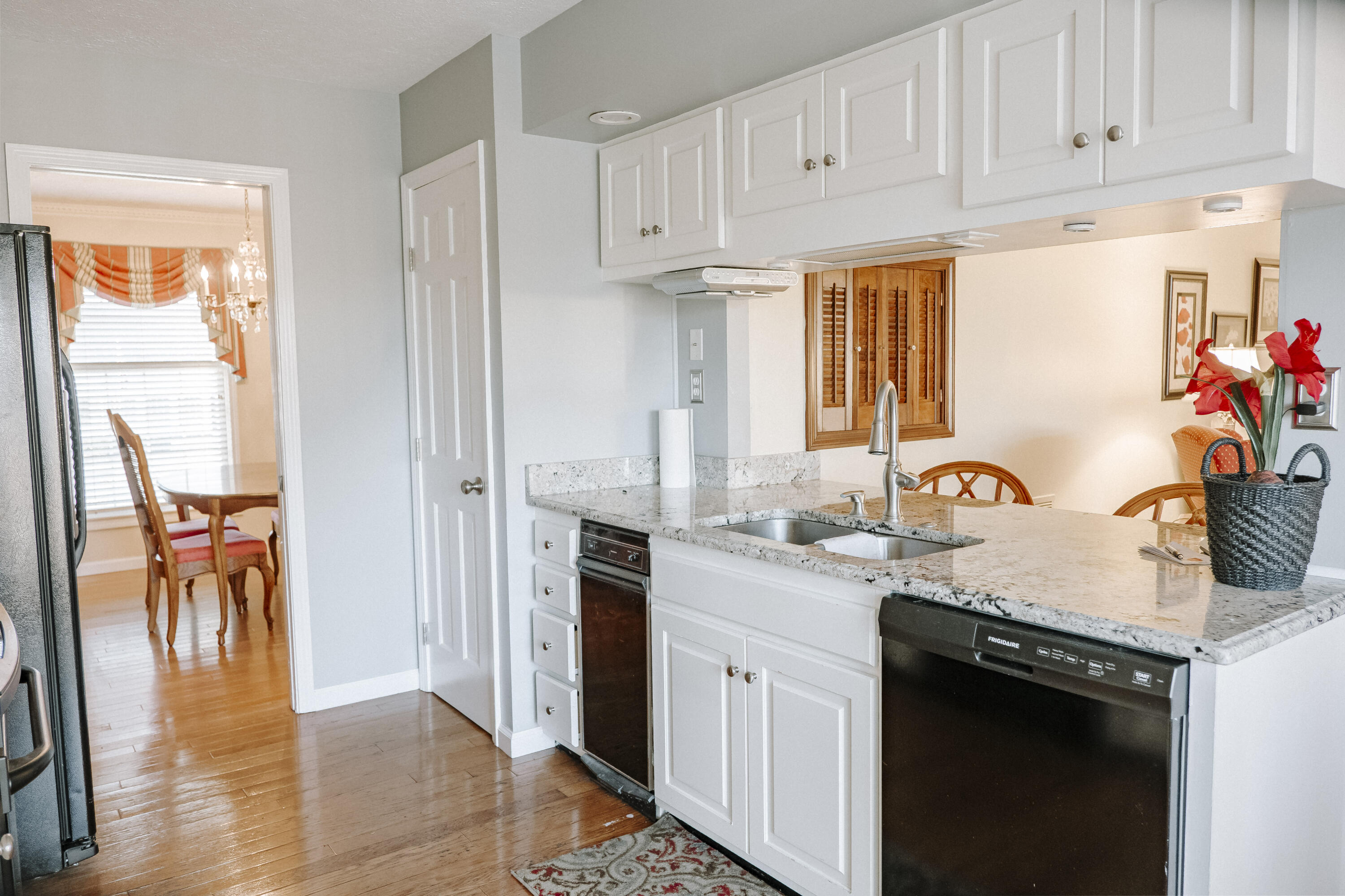 111 Stonehedge Court Property Photo 42