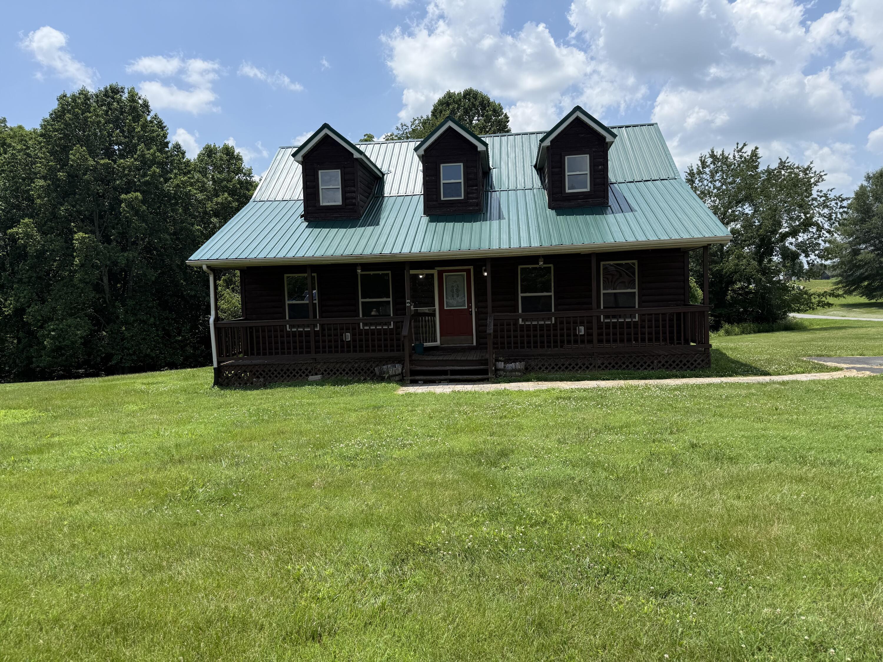 20 Pioneer Point Property Photo 1