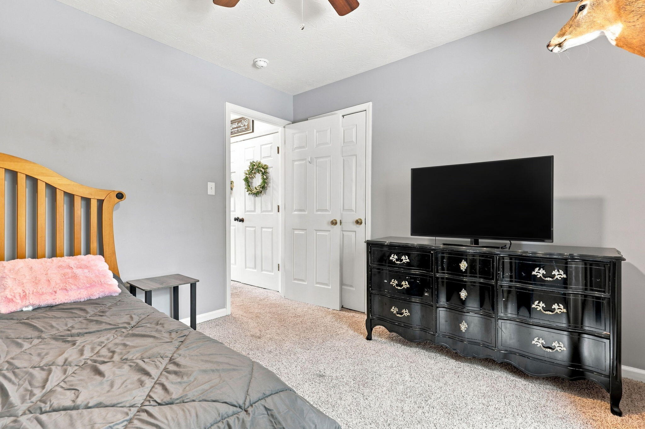 532 Amberley Drive Property Photo 25