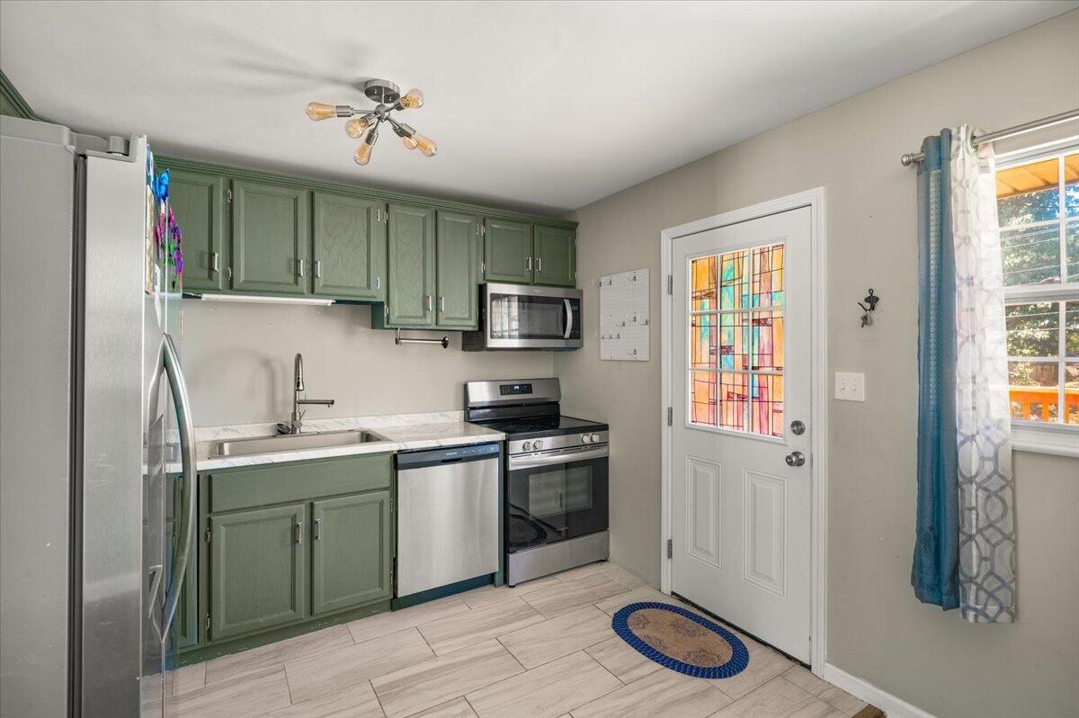 305 Maple Street Property Photo 13