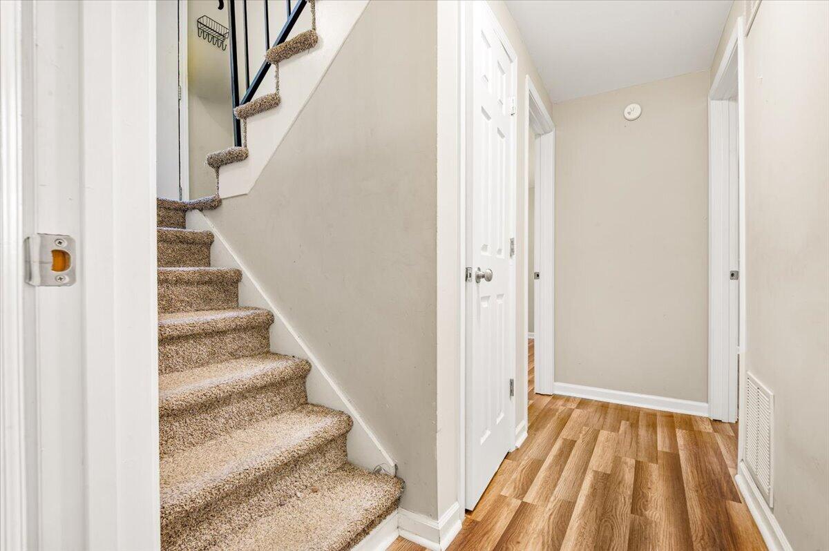 305 Maple Street Property Photo 21