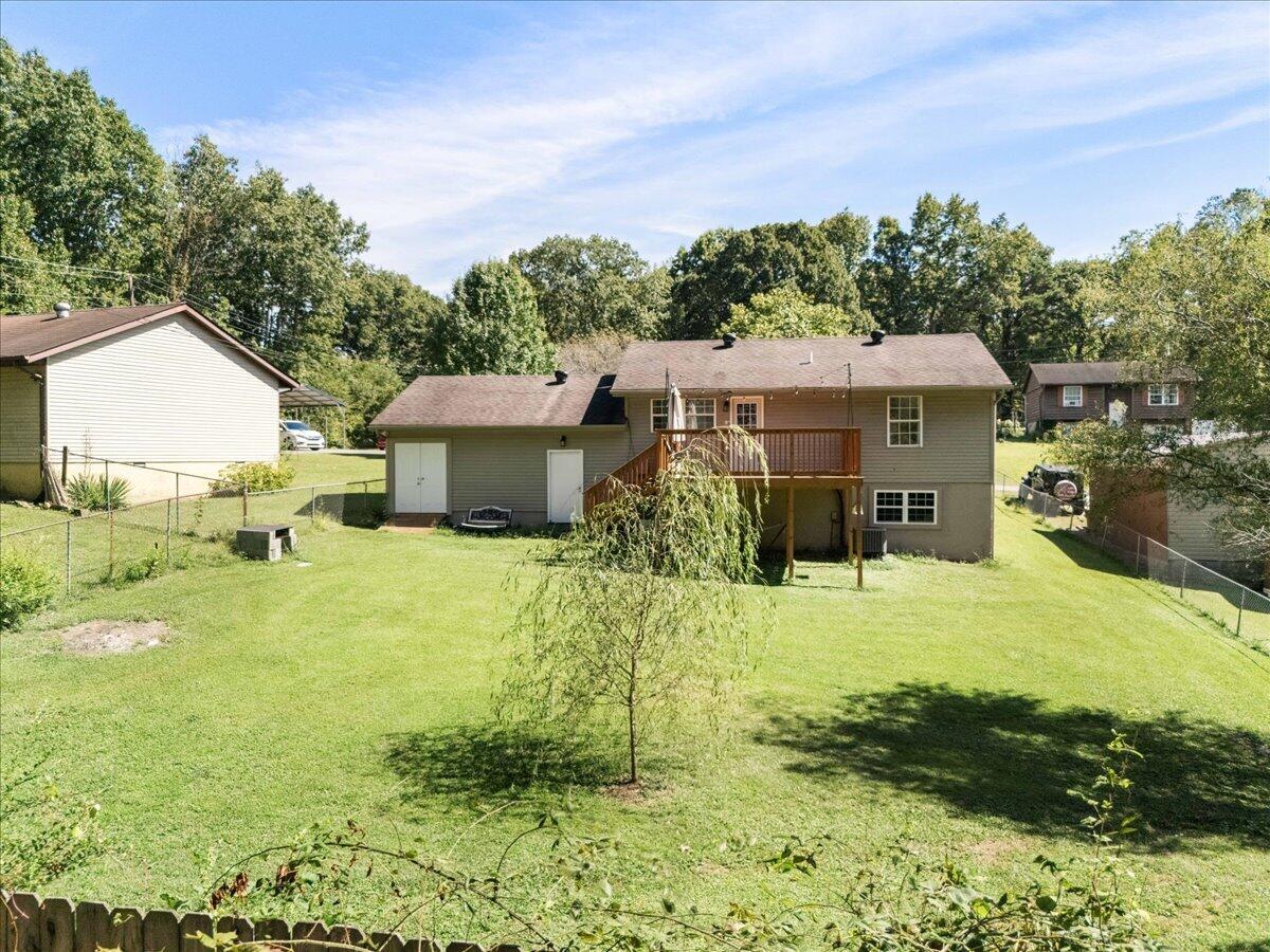 305 Maple Street Property Photo 40