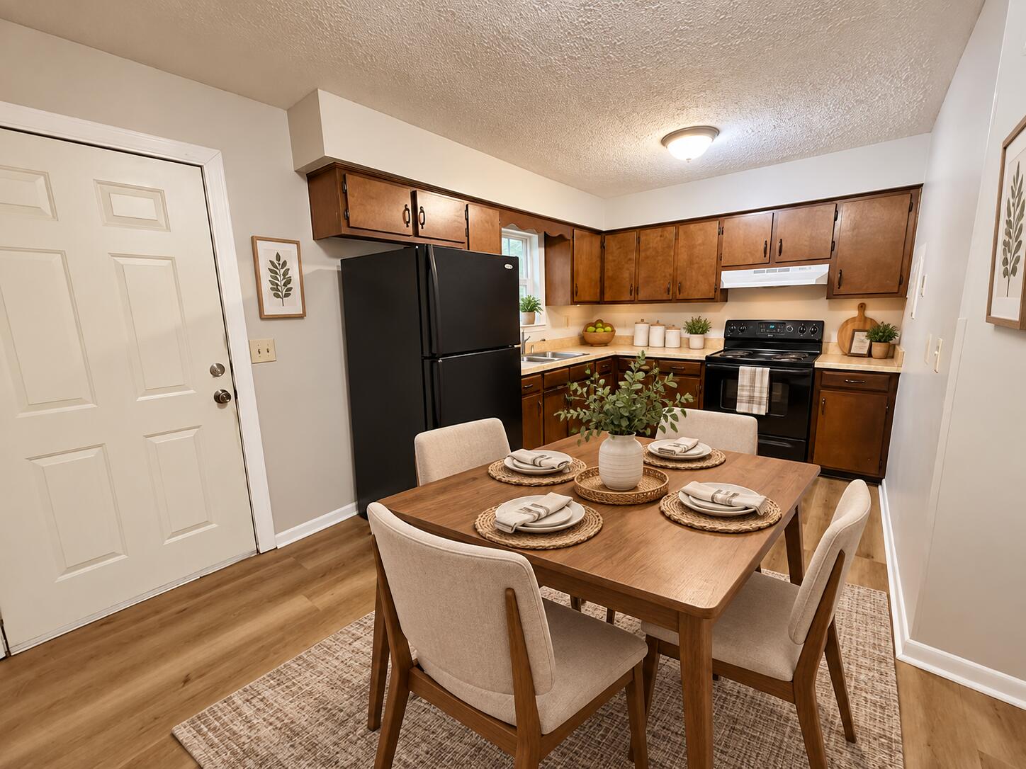 127-129 Aspen Drive Property Photo 4