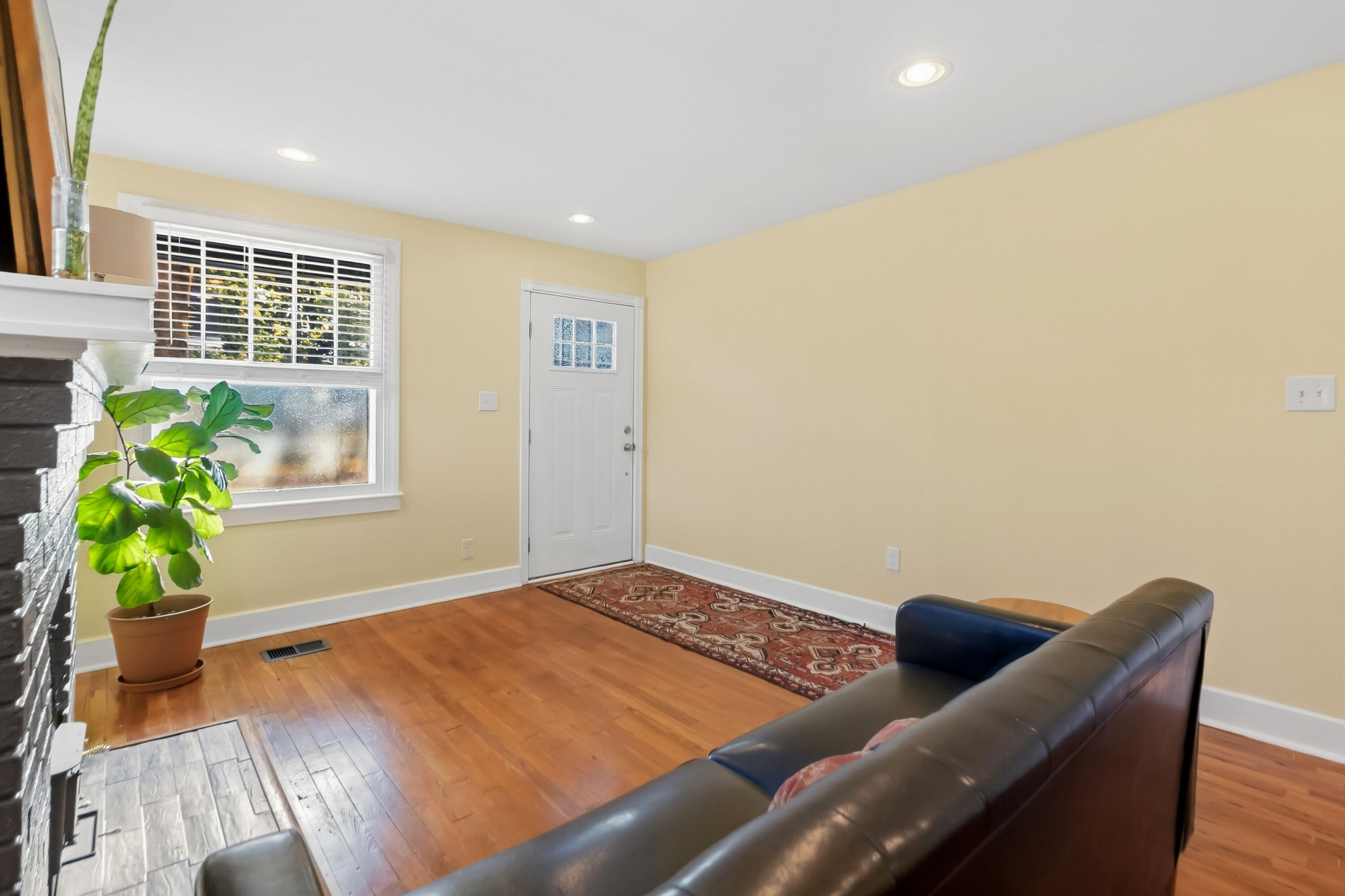 459 Delcamp Drive Property Photo 10