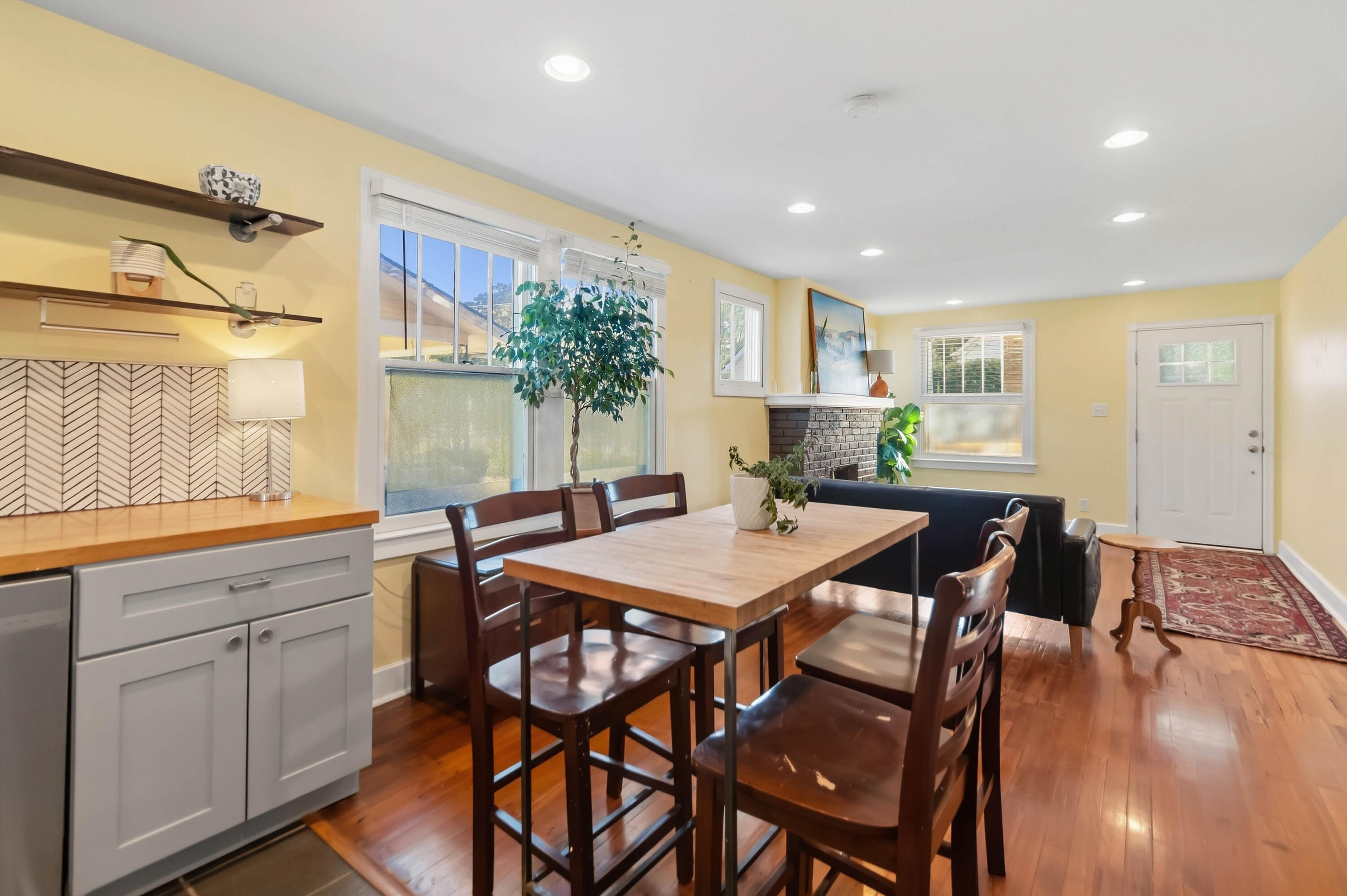 459 Delcamp Drive Property Photo 14