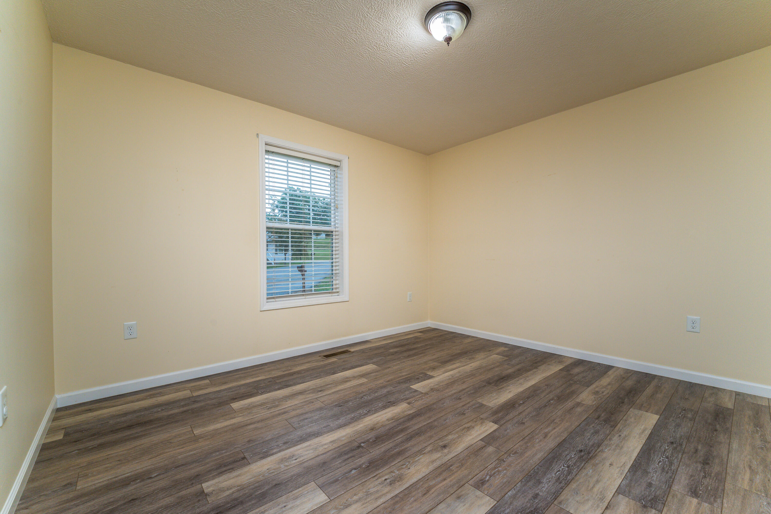 26 Cotter Way Property Photo 16