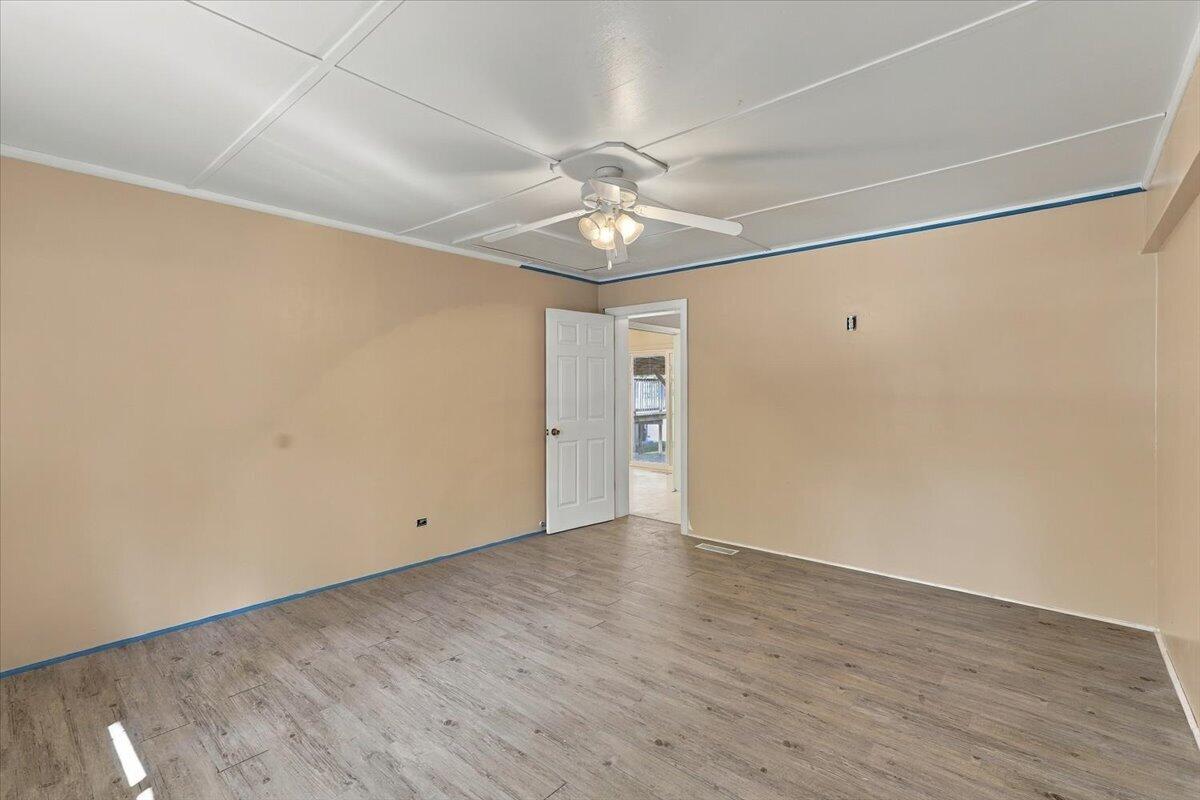 202 Oakcrest Drive Property Photo 10