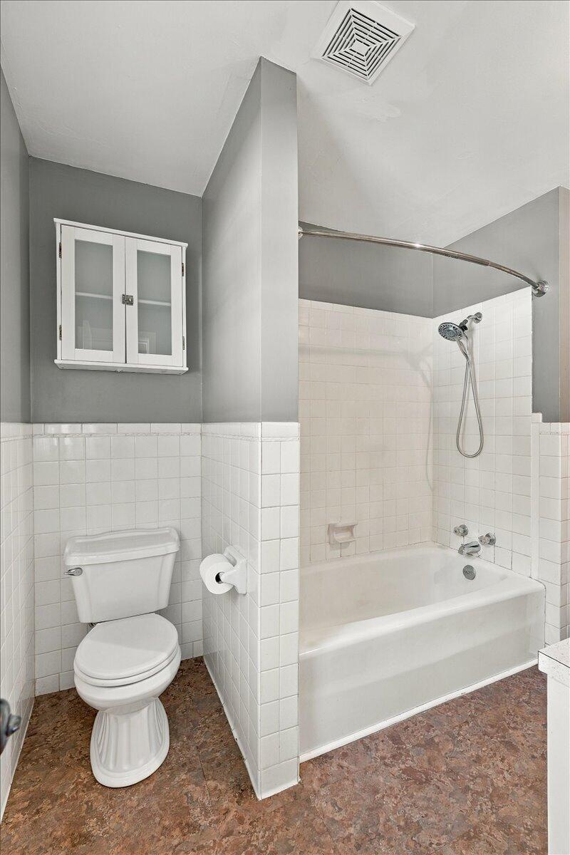 202 Oakcrest Drive Property Photo 23