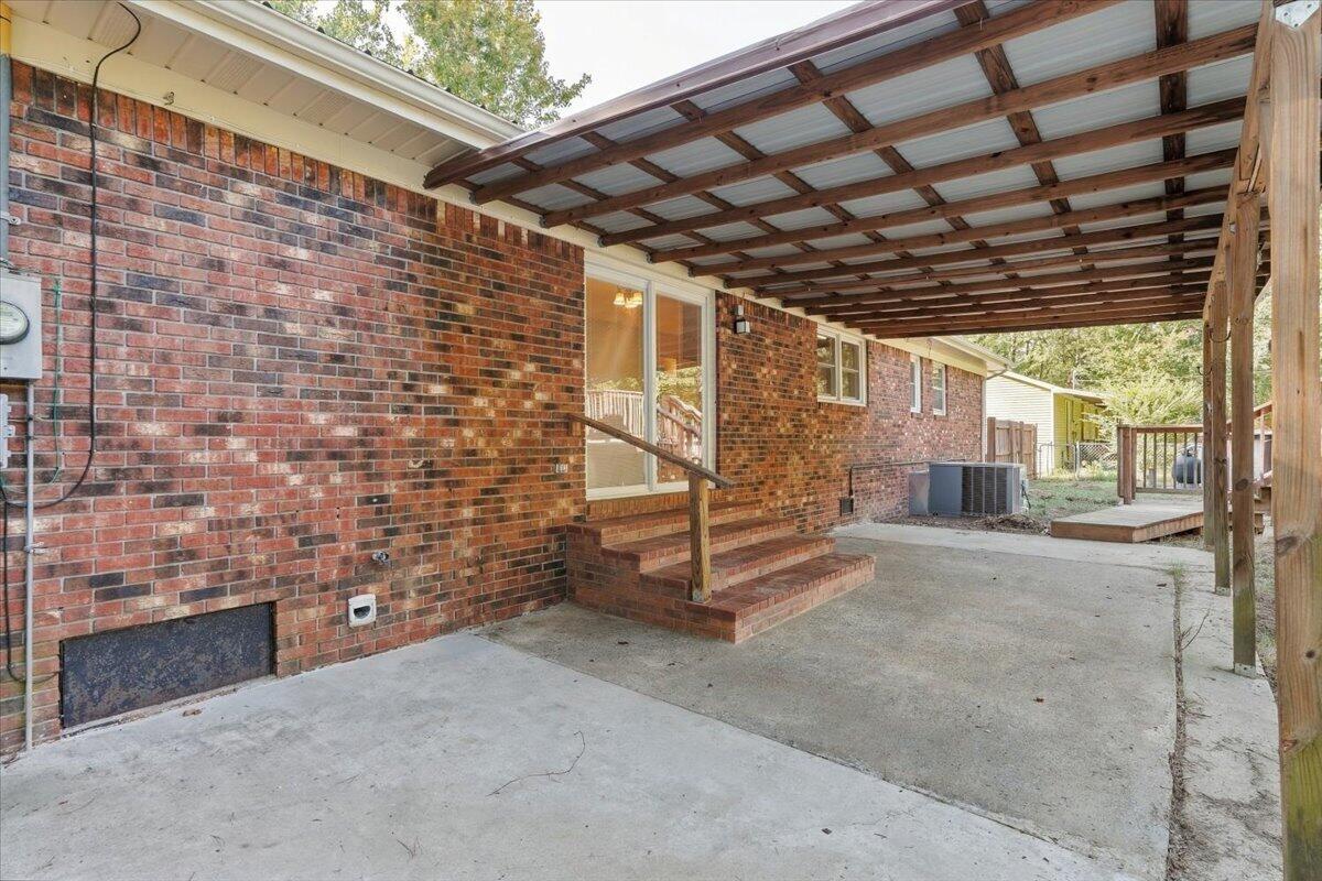 202 Oakcrest Drive Property Photo 28