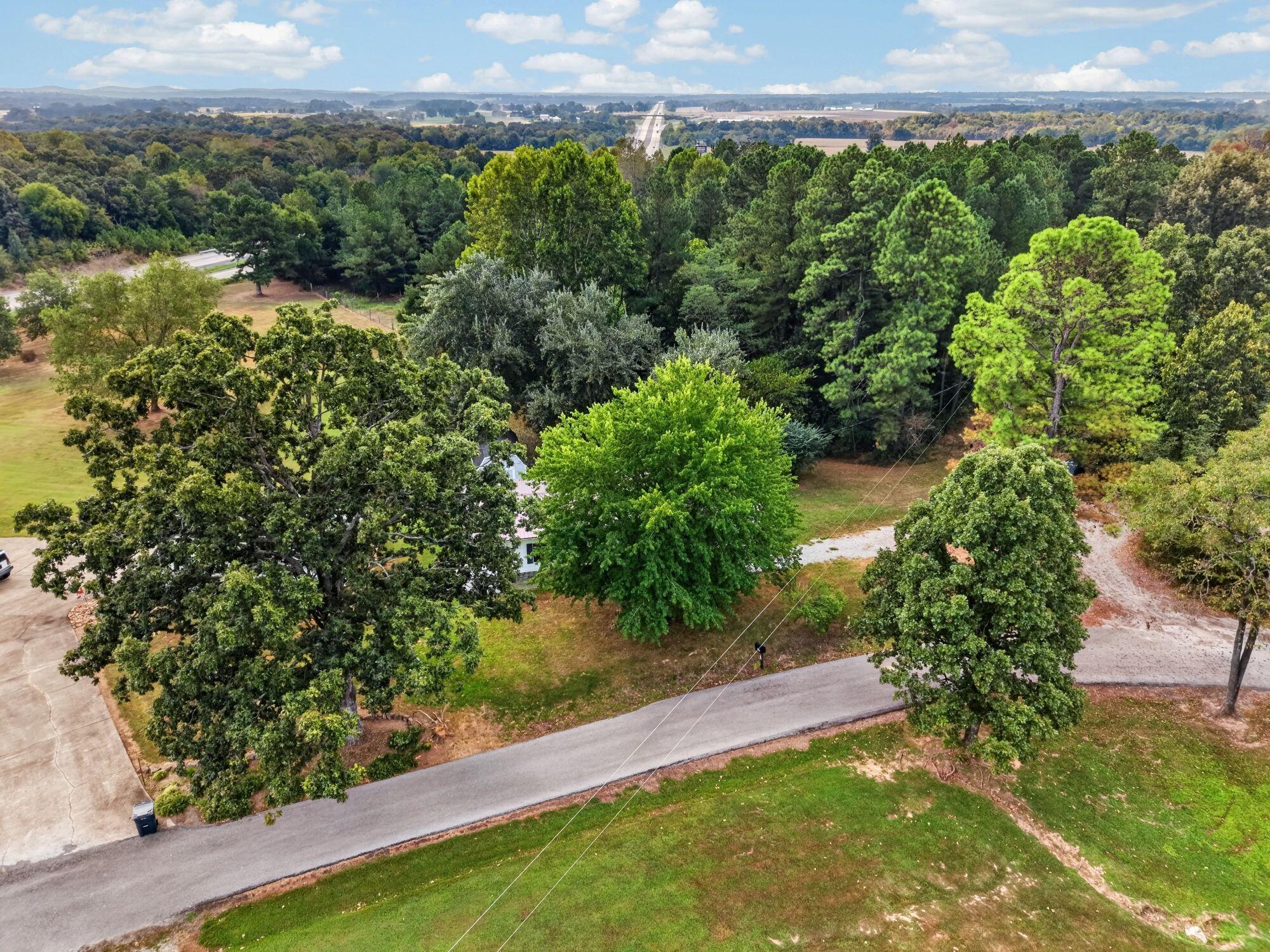 1886 Lewis Road Property Photo 5